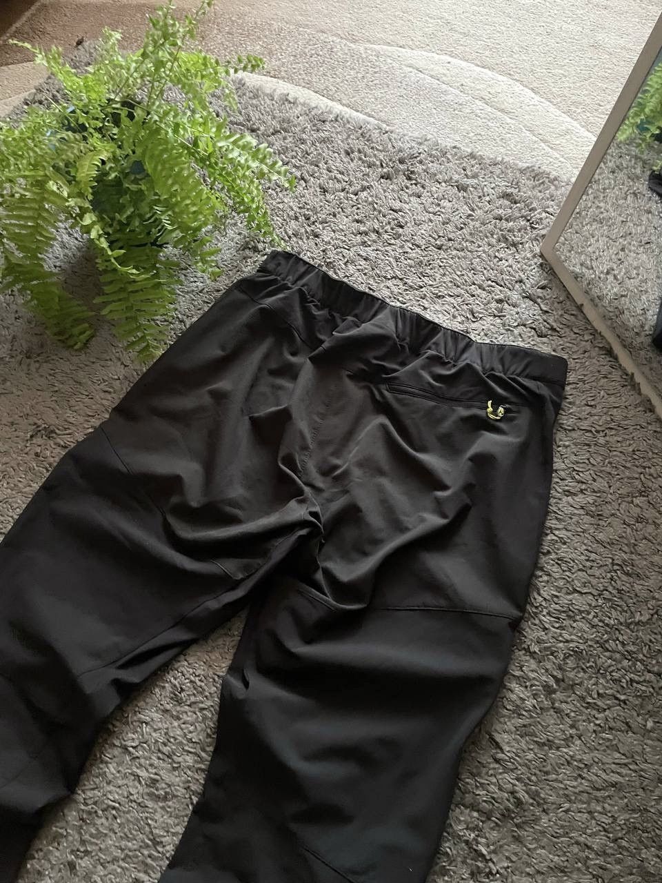 Salomon Salomon Pants Streetwear Gorpcore Outdoor Logo Rare Size US 36 / EU 52 - 12 Thumbnail