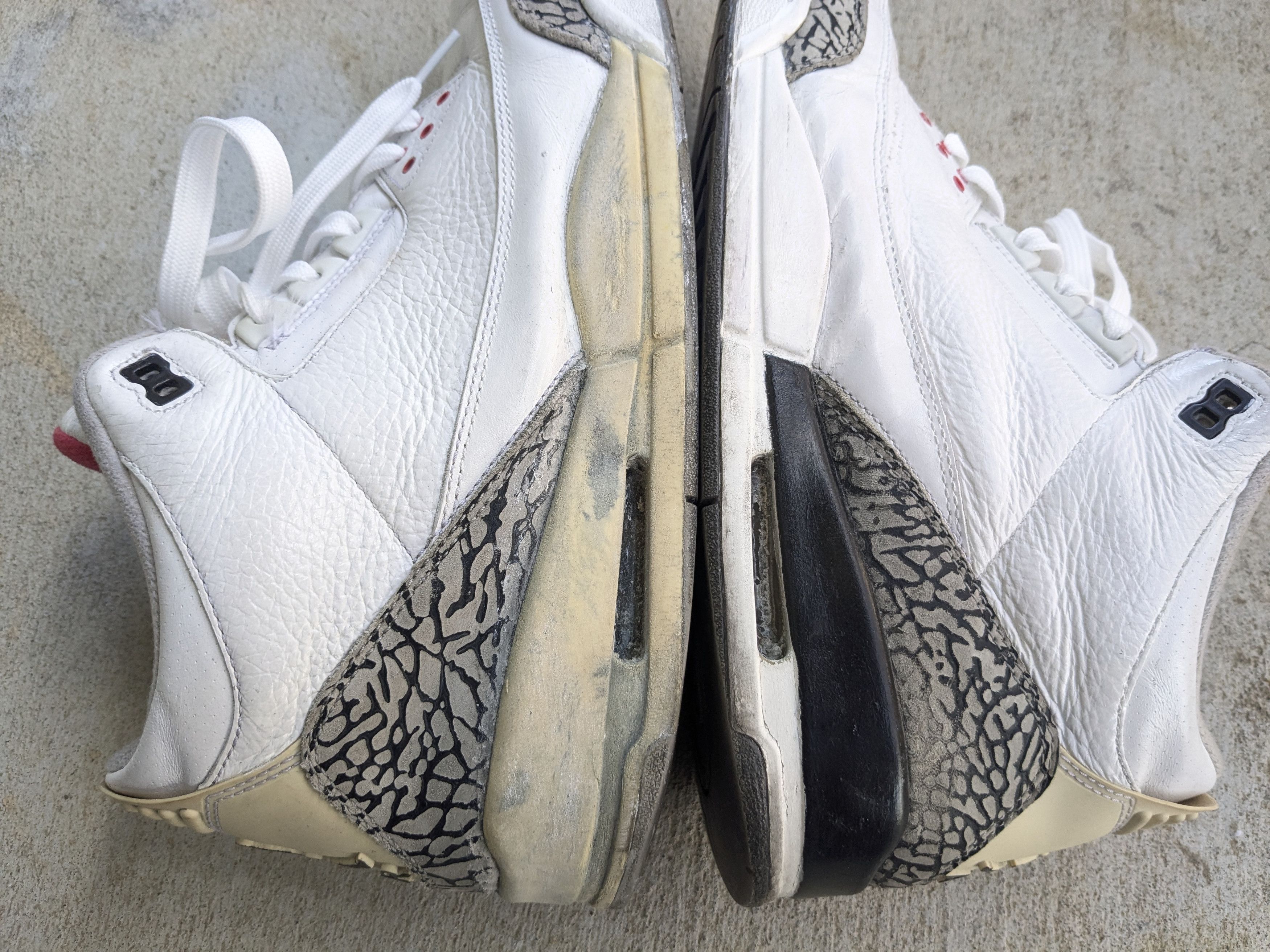 Jordan Brand Nike Air Jordan Retro 3 White Cement 13 2011 136064-105 Size US 13 / EU 46 - 7 Thumbnail