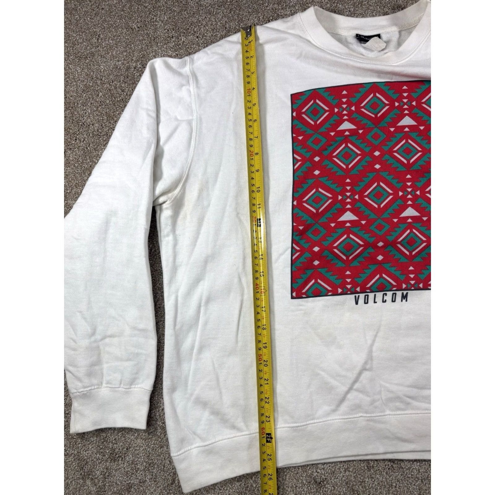 Volcom VINTAGE Volcom Sweatshirt Mens L Crew Neck Logo Graphic 90s Aztec USA Surf Skate Pullover White Size US L / EU 52-54 / 3 - 7 Thumbnail