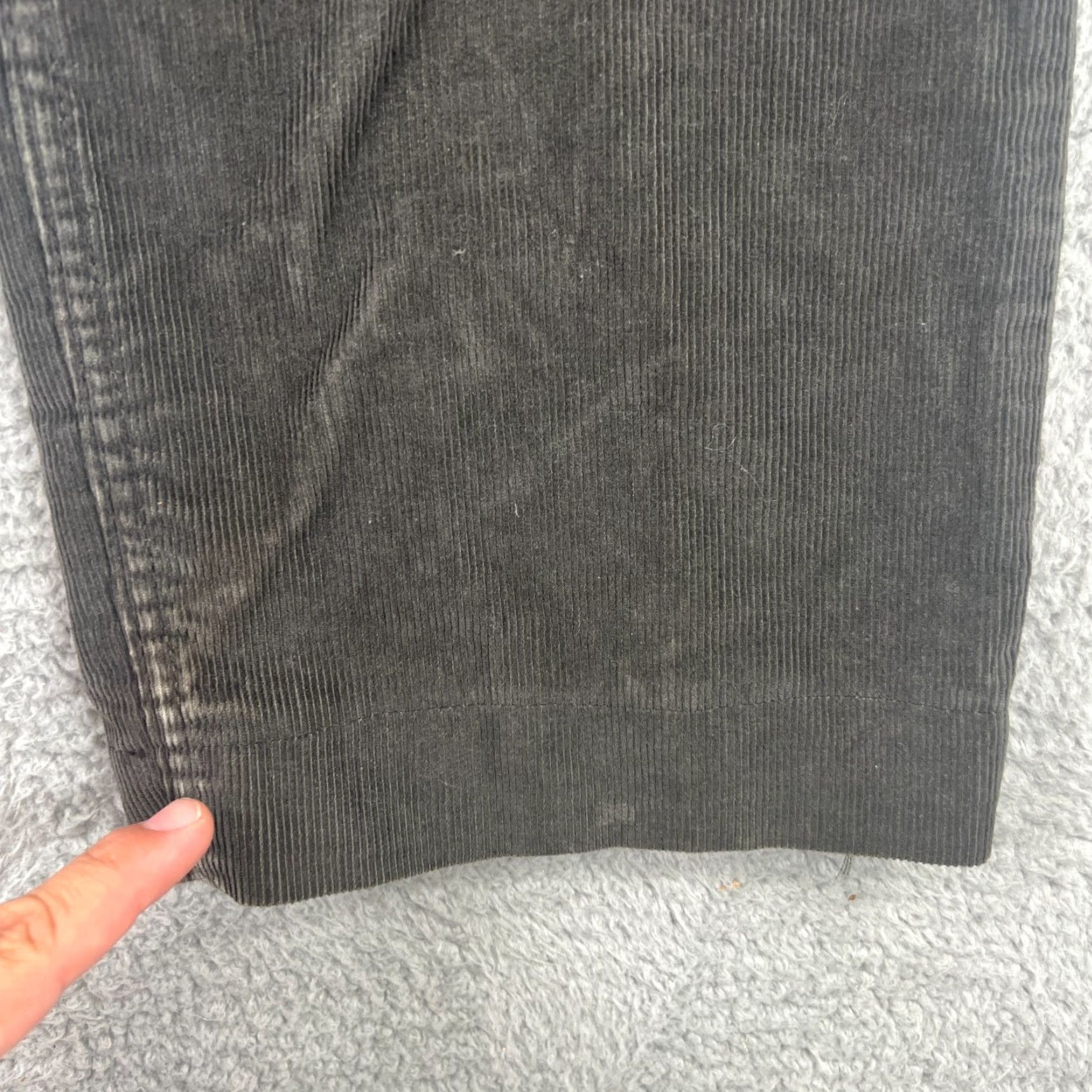 Levi's VINTAGE Levi's Corduroy Pants Mens 42x28 Straight Baggy Brown Made in USA Size US 42 / EU 58 - 2 Thumbnail