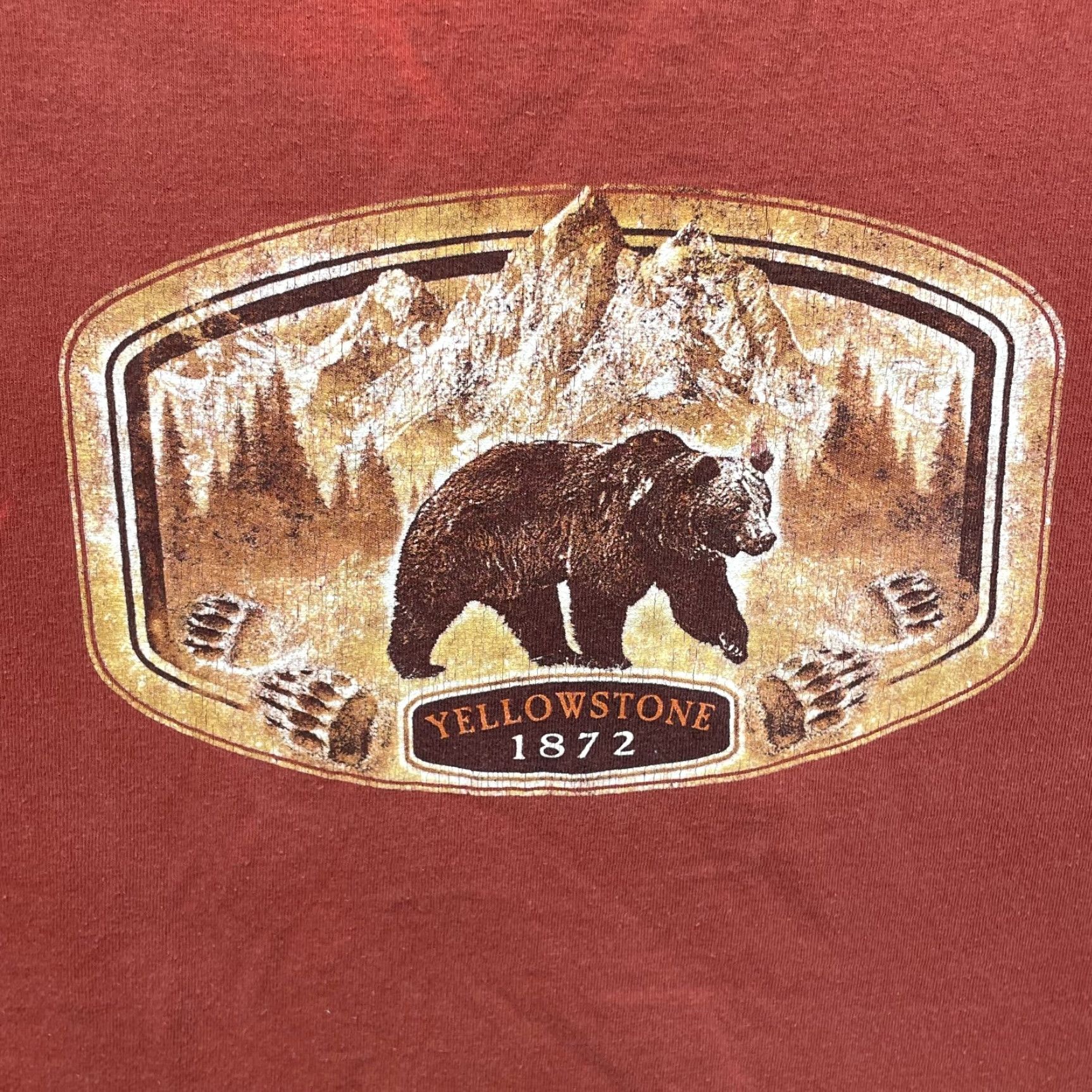Gildan VINTAGE Jackson hole Yellowstone Destination T-Shirt Lot of 2 Men Large Camping Gorpcore Size US L / EU 52-54 / 3 - 3 Thumbnail