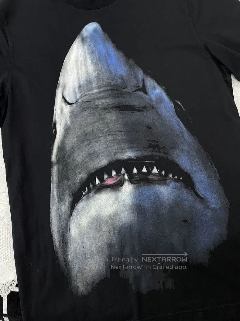 Givenchy Givenchy Black Shark Short Sleeve T-shirt Top Size US XS / EU 42 / 0 - 2 Thumbnail