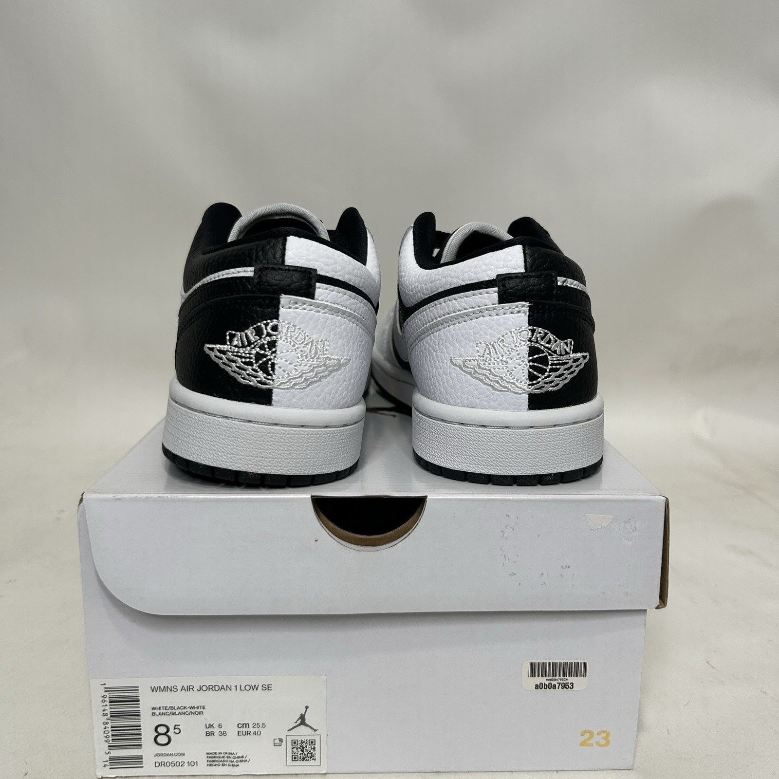 Jordan Brand Nike Air Jordan 1 Low SE “Split/Homage” Size US 8.5 / IT 38.5 - 4 Thumbnail