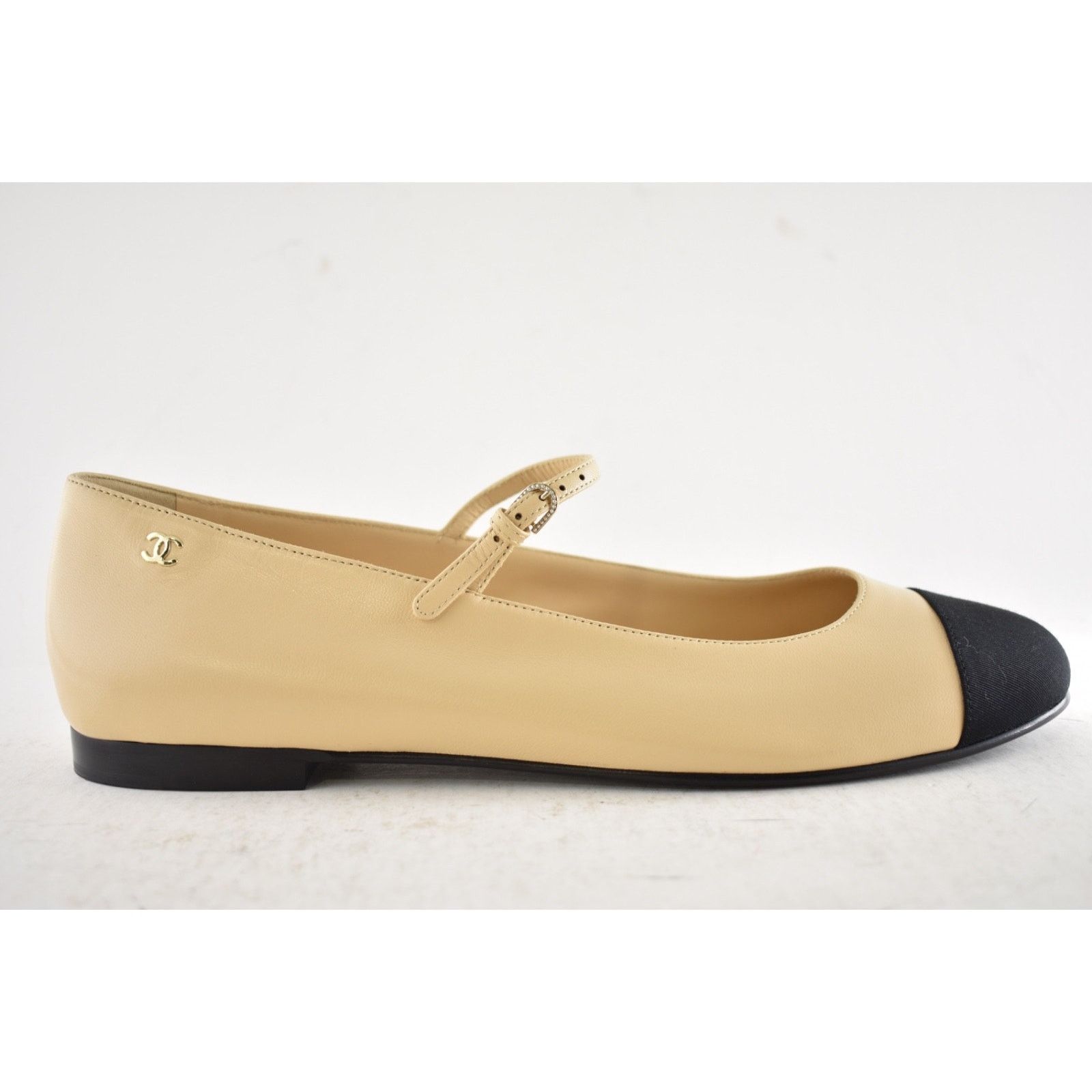 Chanel Chanel 24A Beige Leather Black Logo Mary Jane Ballerina 41.5 Size US 11.5 / IT 41.5 - 2 Thumbnail