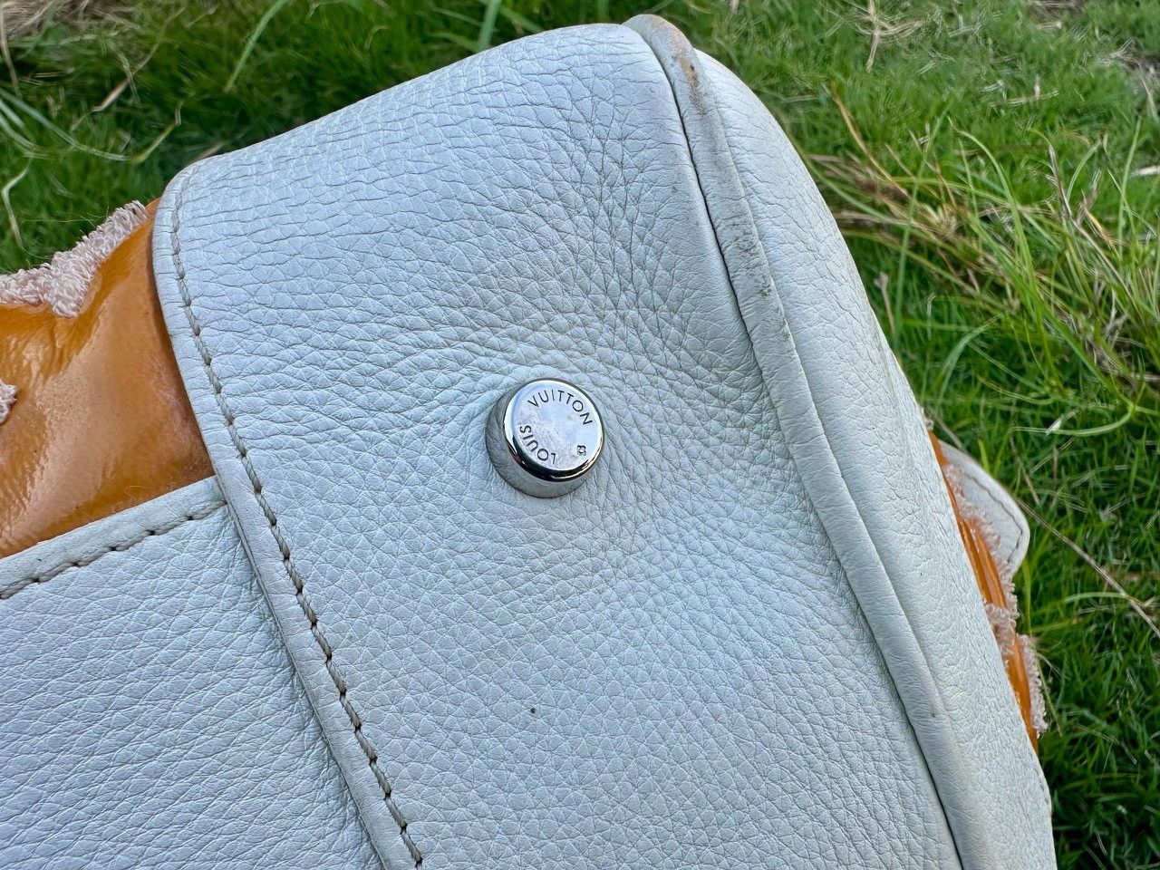 Louis Vuitton Louis Vuitton Monogram Bouclettes Patent Lambskin Speedy Bag Size ONE SIZE - 9 Thumbnail