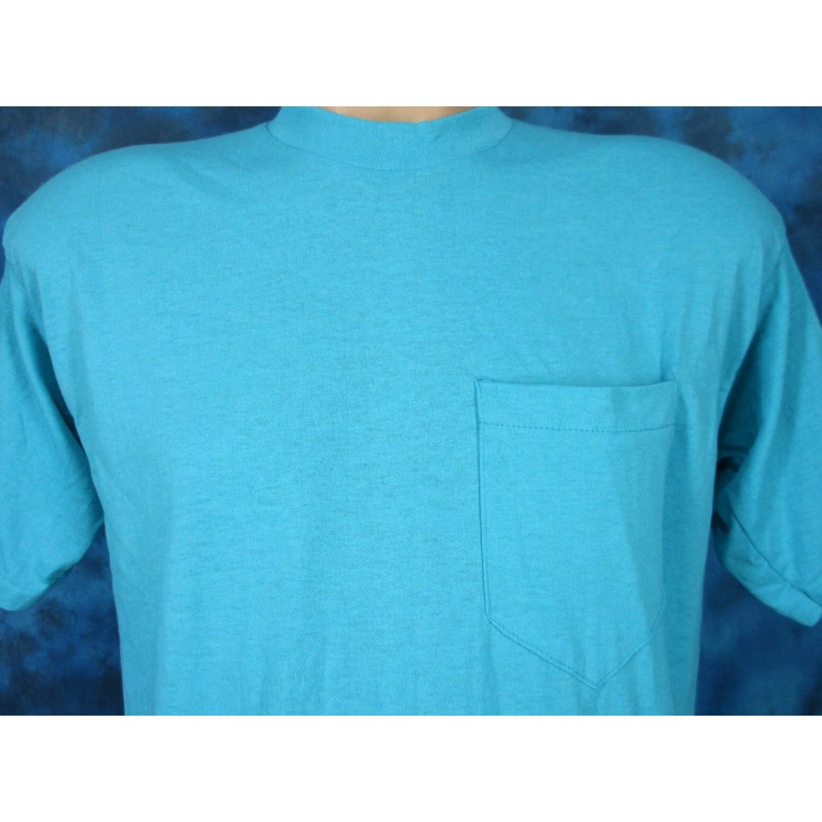 Vintage VINTAGE NOS 80s BLANK POCKET T-Shirt MEDIUM Blue Men Shirt 80s 90s Surf Rock Size US M / EU 48-50 / 2 - 2 Thumbnail