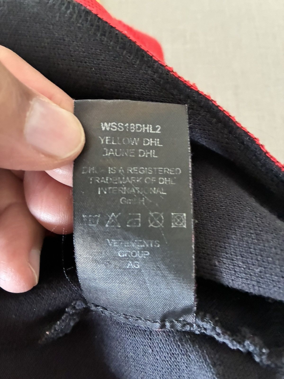 Vetements Vetements Polo Shirt Size US L / EU 52-54 / 3 - 8 Thumbnail