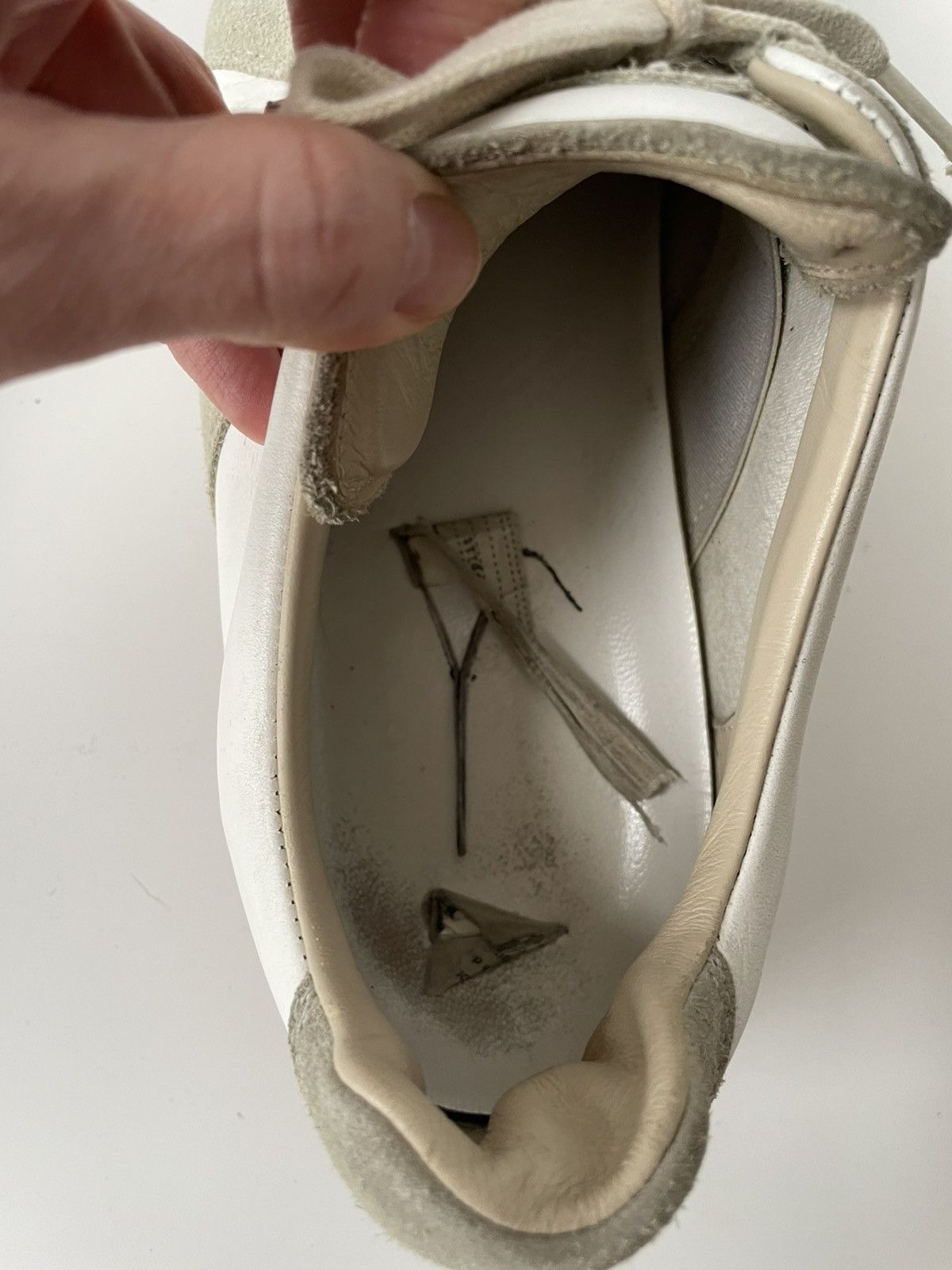 Maison Margiela MAISON MARGIELA Replica Sneakers Size US 11.5 / EU 44-45 - 13 Thumbnail