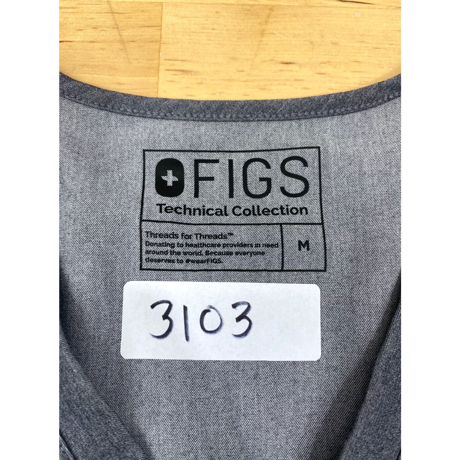 Vintage FIGS Scrub Top Short Sleeve Front Pockets Women Gray M Size S Solid Polyester 3103 Medical Professional Size S / US 4 / IT 40 - 3 Thumbnail