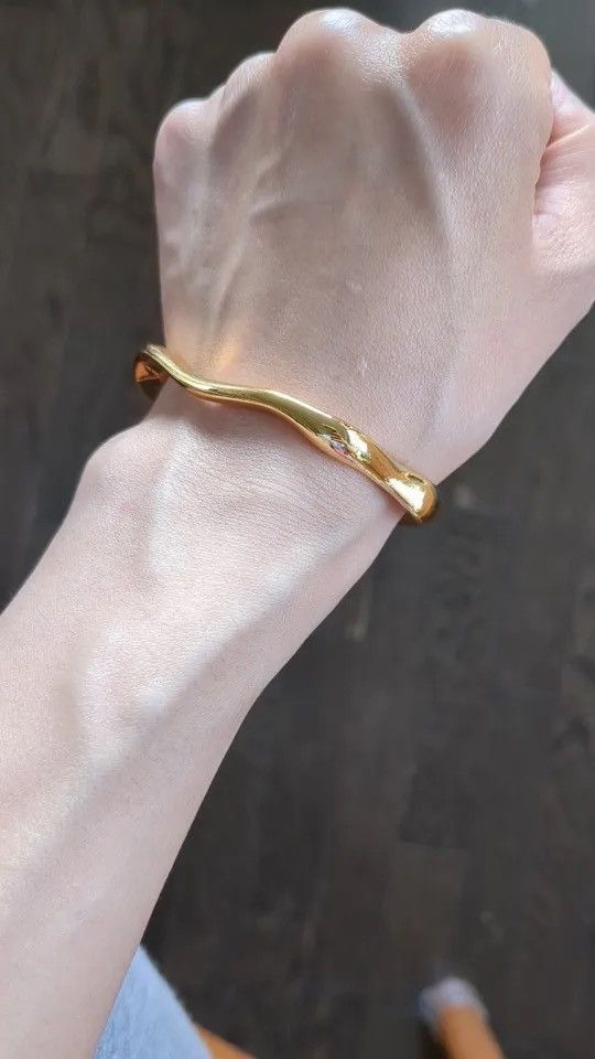Jewelry Irregular Line Open Cuff Bracelet Size ONE SIZE - 2 Thumbnail