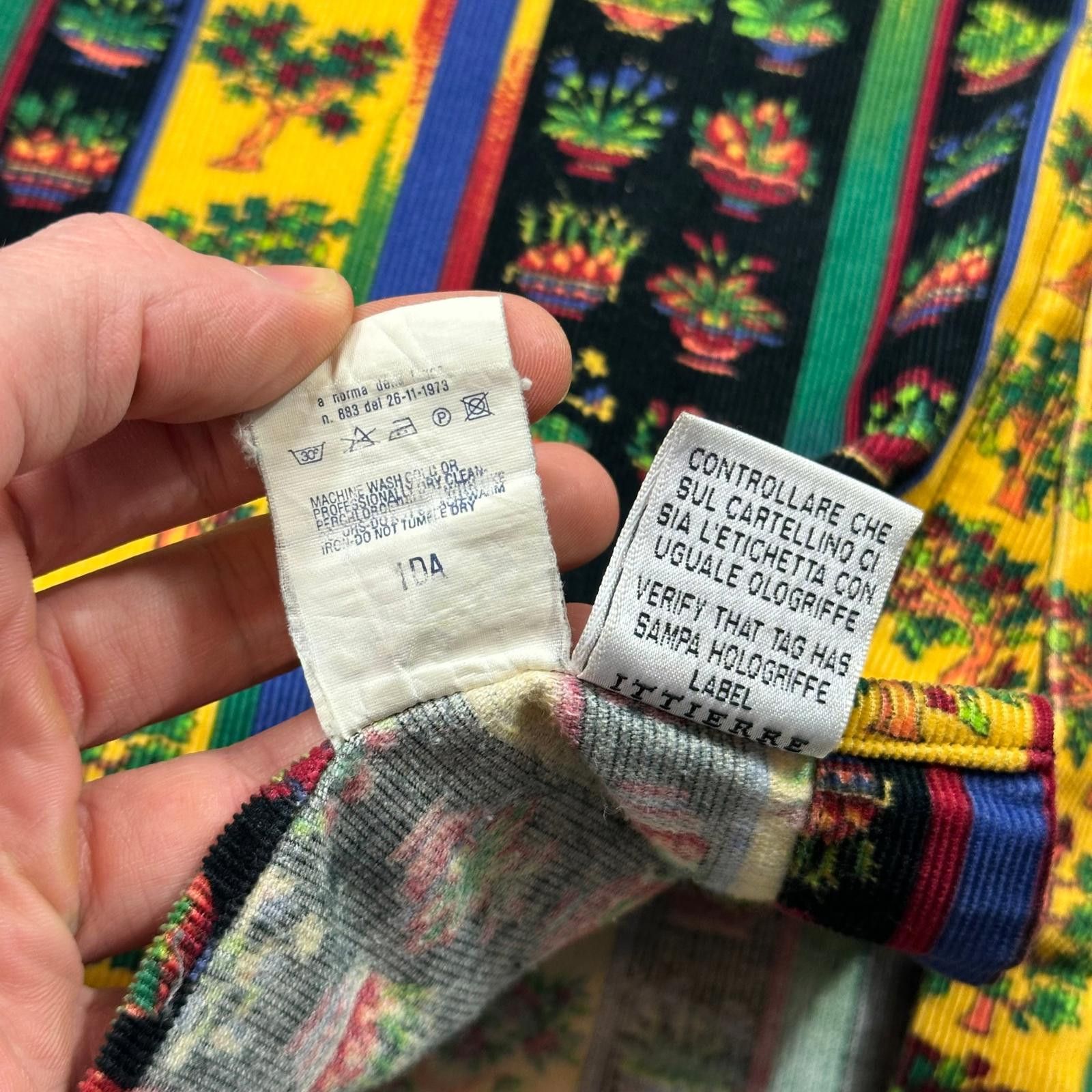 Versace Versace Jeans Couture 90’s Bonsai Corduroy Shirt - M (L/XL) Size US L / EU 52-54 / 3 - 8 Thumbnail