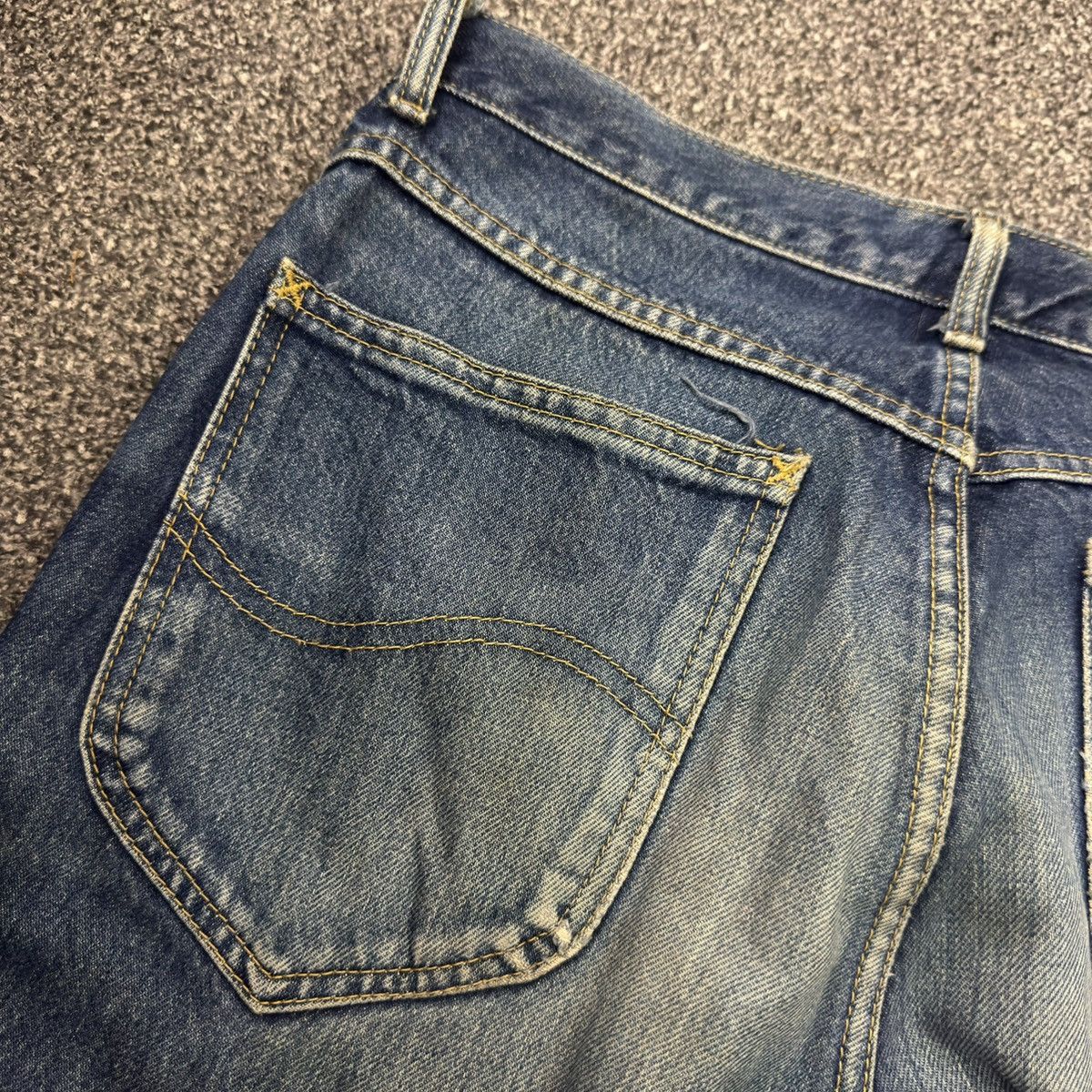Denim & Co. 🔥🇯🇵 Vintage 90s Lee Distressed Faded Blue Wash Denim W32 Size US 32 / EU 48 - 10 Thumbnail