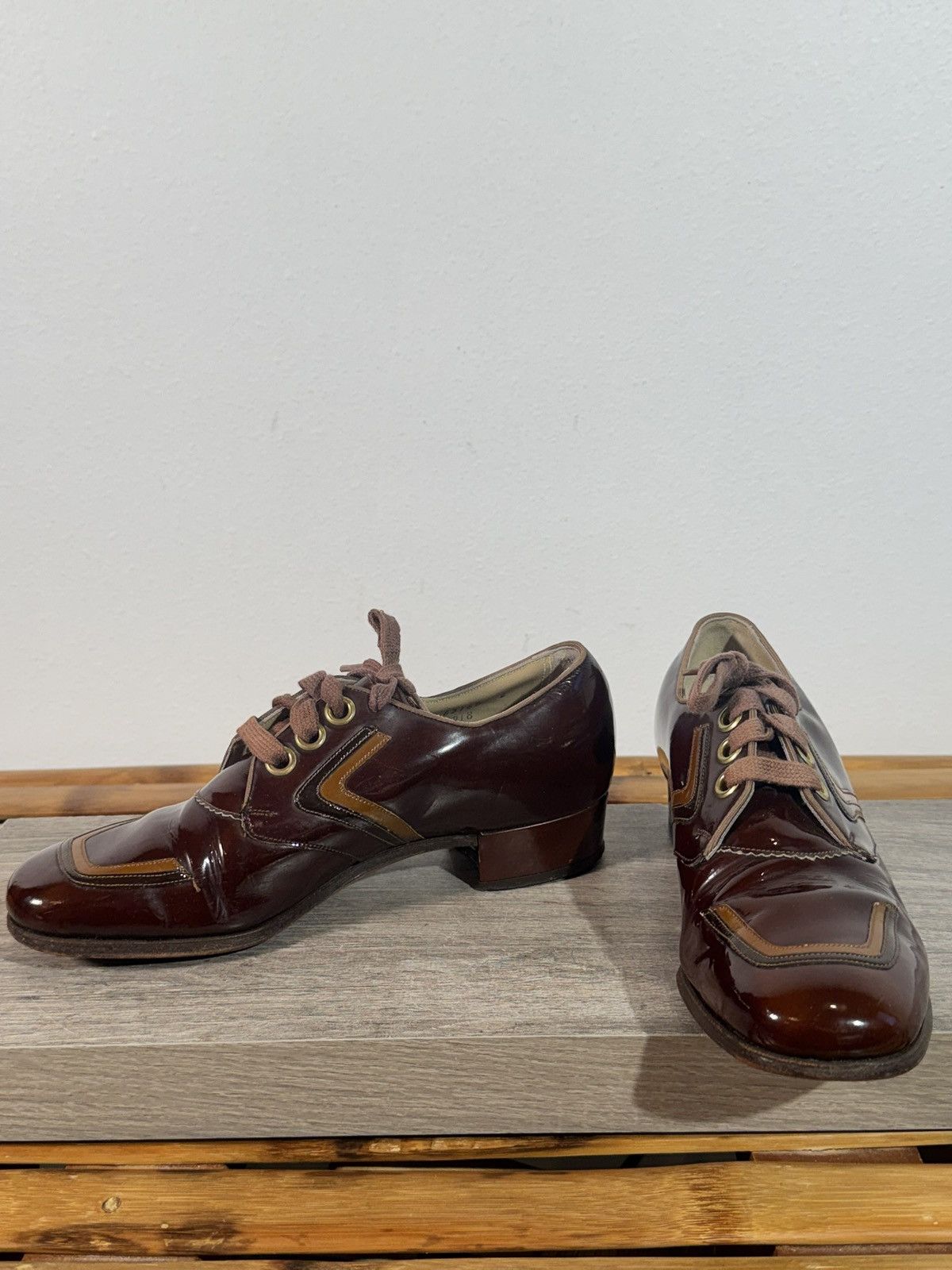 Other Vintage 70s Alden Women’s Patent Leather Shoes Size 6.5 C Size US 6.5 / IT 36.5 - 4 Thumbnail
