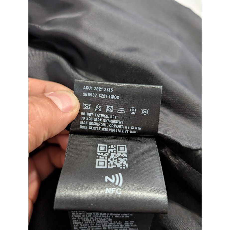 Prada o1rshd1 Re-Nylon Blouson Jacket in Nero Size US M / EU 48-50 / 2 - 19 Thumbnail