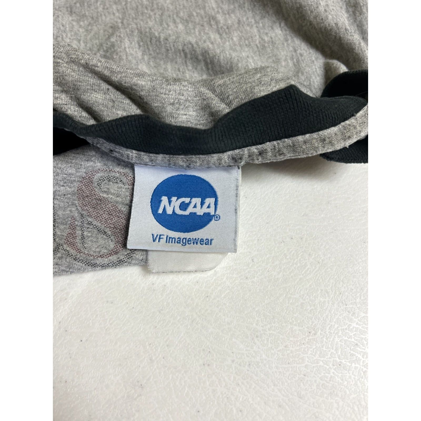 NCAA VINTAGE Texas A&M Aggies T-Shirt Men 2XL University College NCAA Distressed Grey Cotton Logo Graphic Print 90s Classic Retro Sports University Mens Size US XXL / EU 58 / 5 - 7 Thumbnail