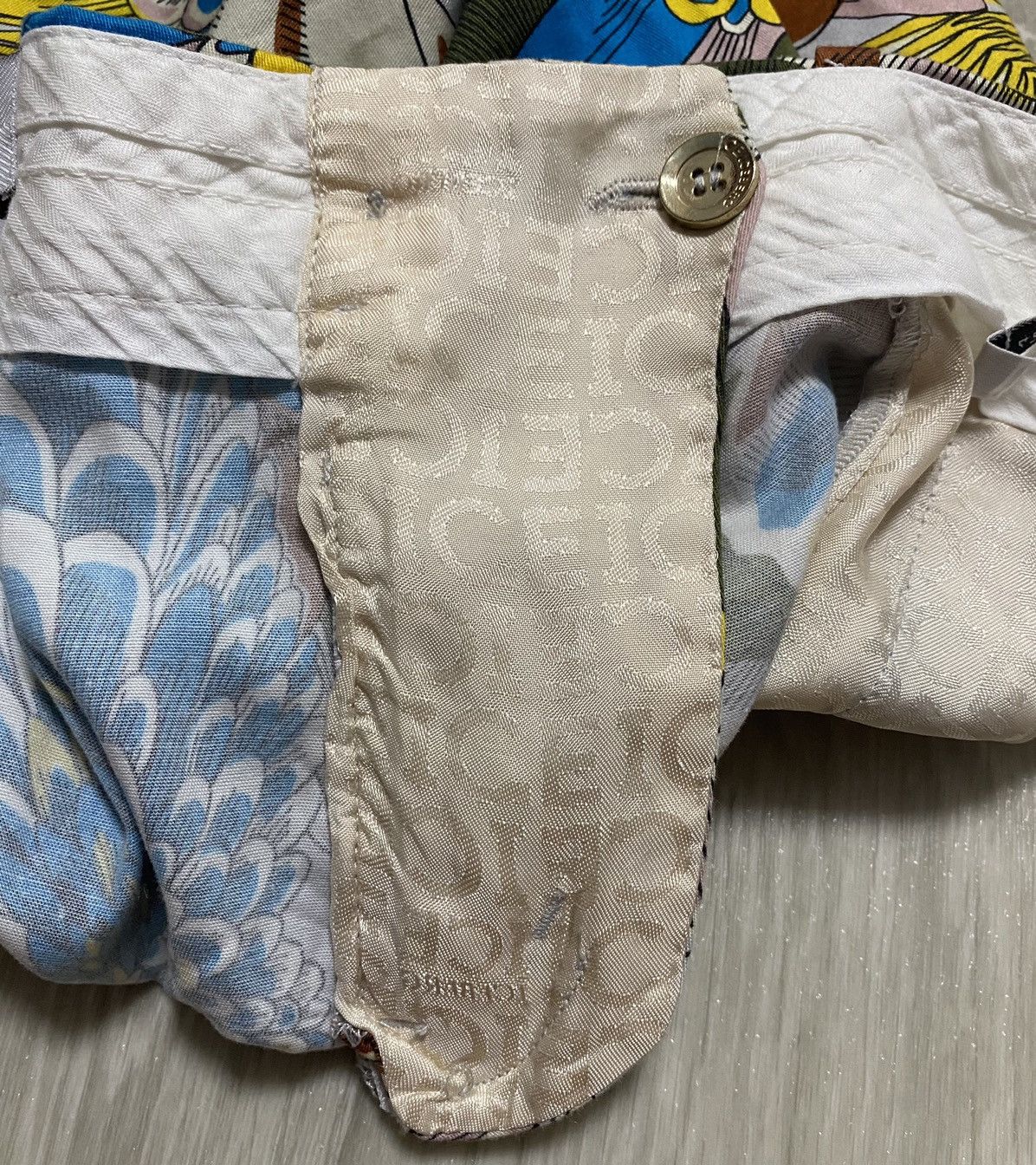 Iceberg Women’s Iceberg Full Print Floral Flower Cotton Shorts Size 28" / US 6 / IT 42 - 15 Thumbnail
