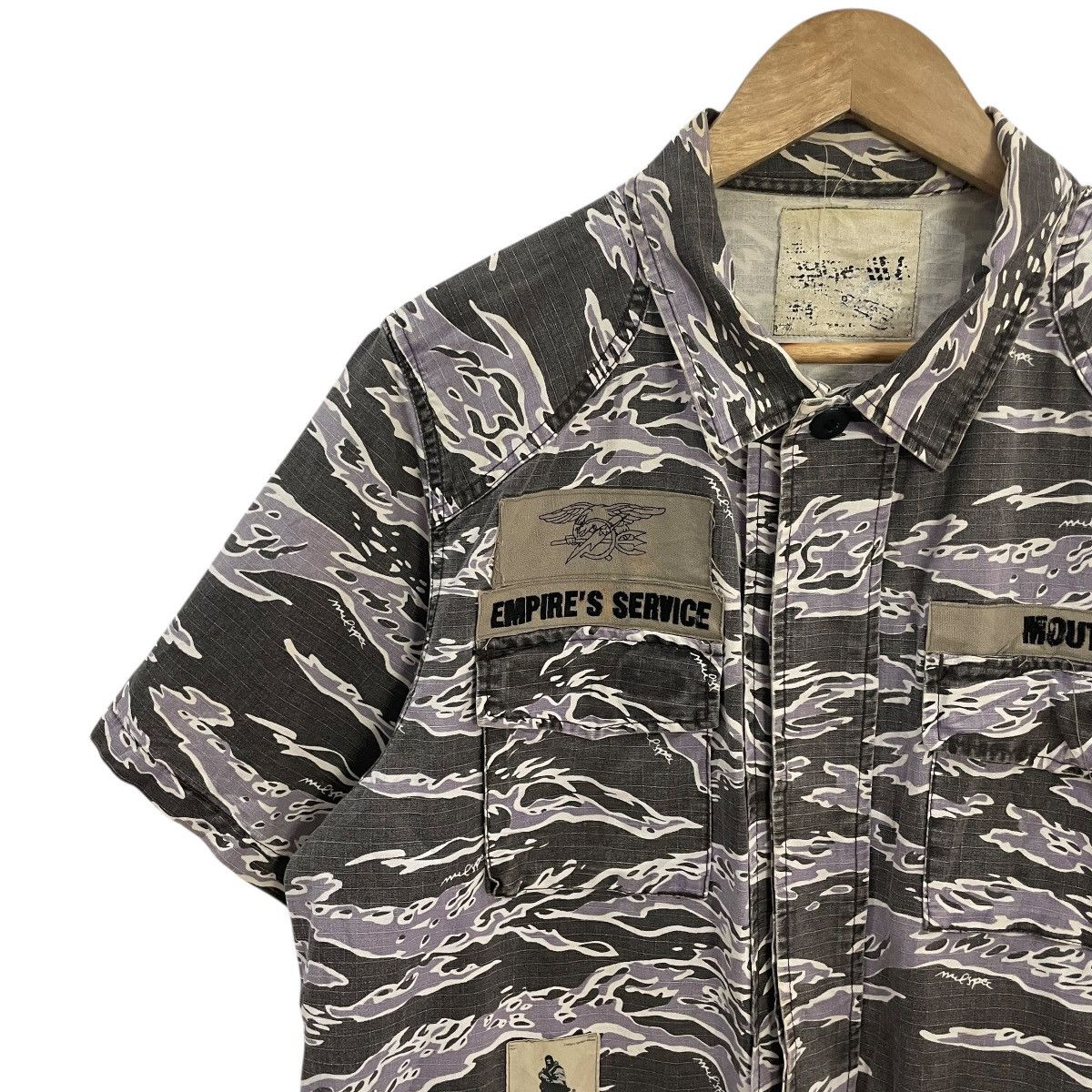 Wtaps Vintage Wtaps Camorflage Collection Button Ups T-shirt Size US L / EU 52-54 / 3 - 2 Thumbnail