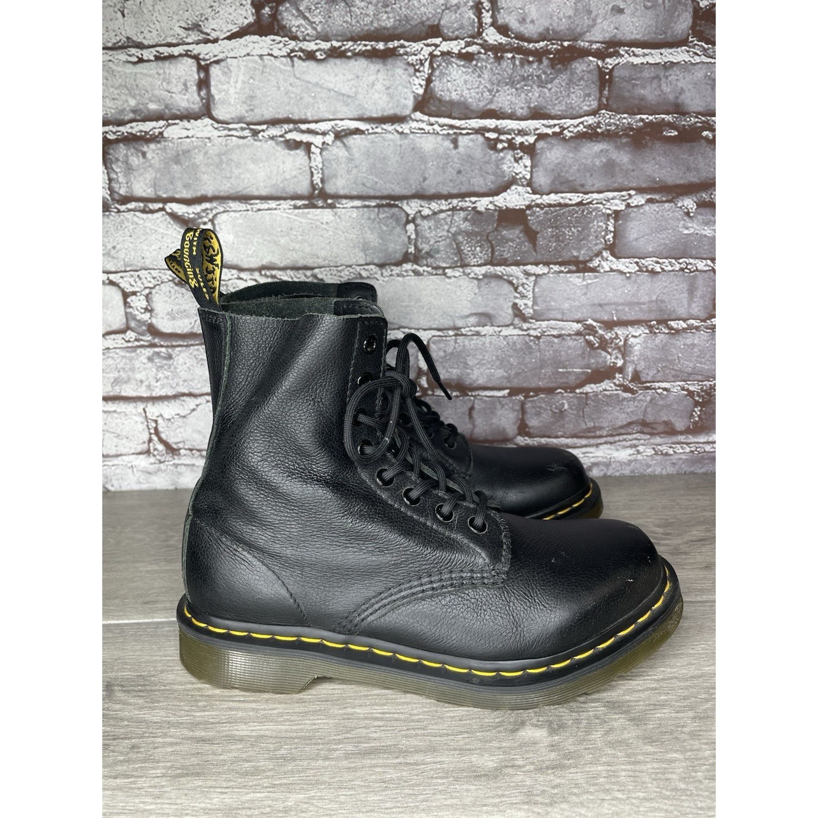 Dr. Martens Doc Martens Pascal 1460 Black Leather Lace Up Combat Boots W Size US 8 / IT 38 - 1 Thumbnail
