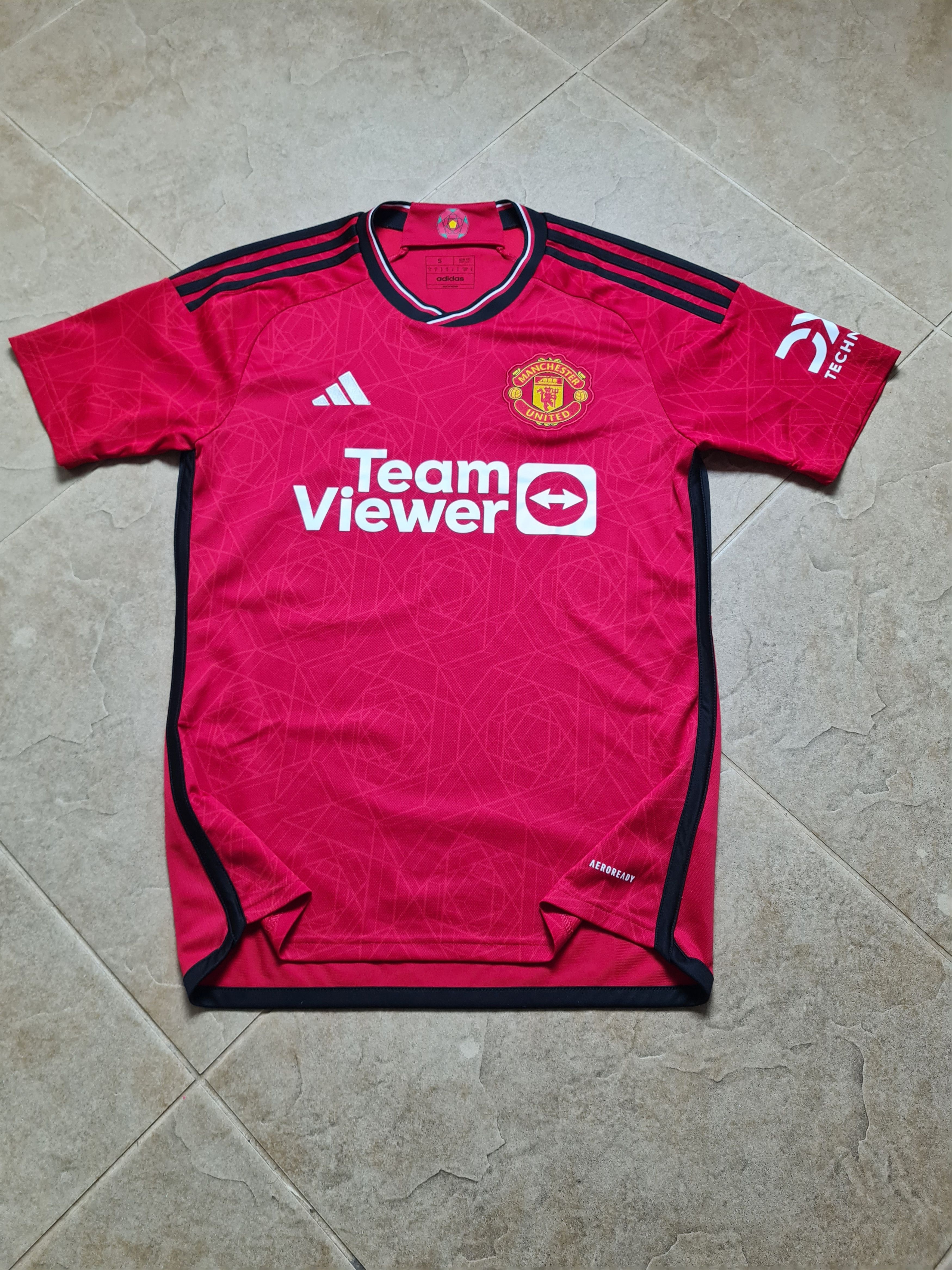 Adidas Manchester United 2023/24 Home Soccer Shorts Adidas IP1726 Size US S / EU 44-46 / 1 - 17 Thumbnail