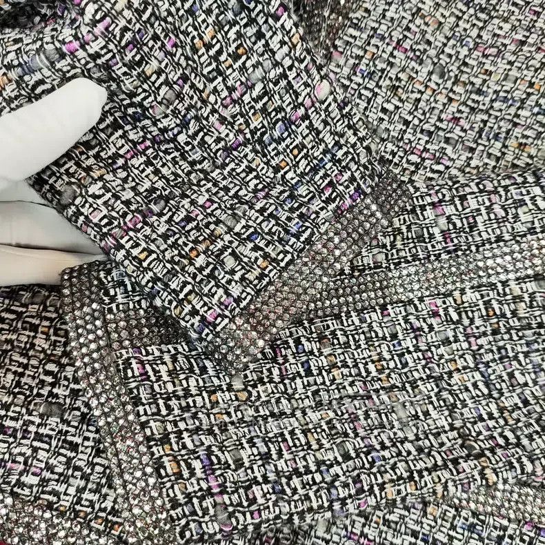 Chanel Chanel Show-style tweed diamond jacket Size XS / US 0-2 / IT 36-38 - 6 Thumbnail