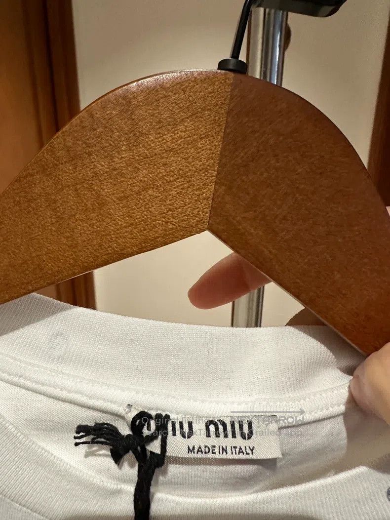 Miu Miu Miu Miu Size XS Crop Tops Size XS / US 0-2 / IT 36-38 - 8 Thumbnail