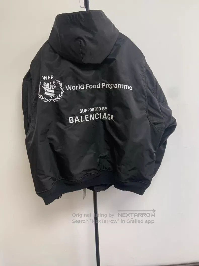 Balenciaga Balenciaga Letter Printed Hooded Zipper Jacket Black Size US M / EU 48-50 / 2 - 2 Thumbnail