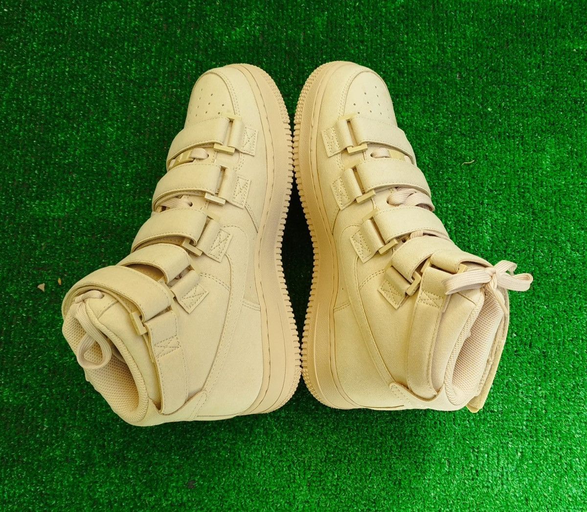 Billie Eilish × Nike Nike Air Force 1 High '07 SP Billie Eilish Unisex #7,5 Size US 7.5 / EU 40-41 - 4 Thumbnail