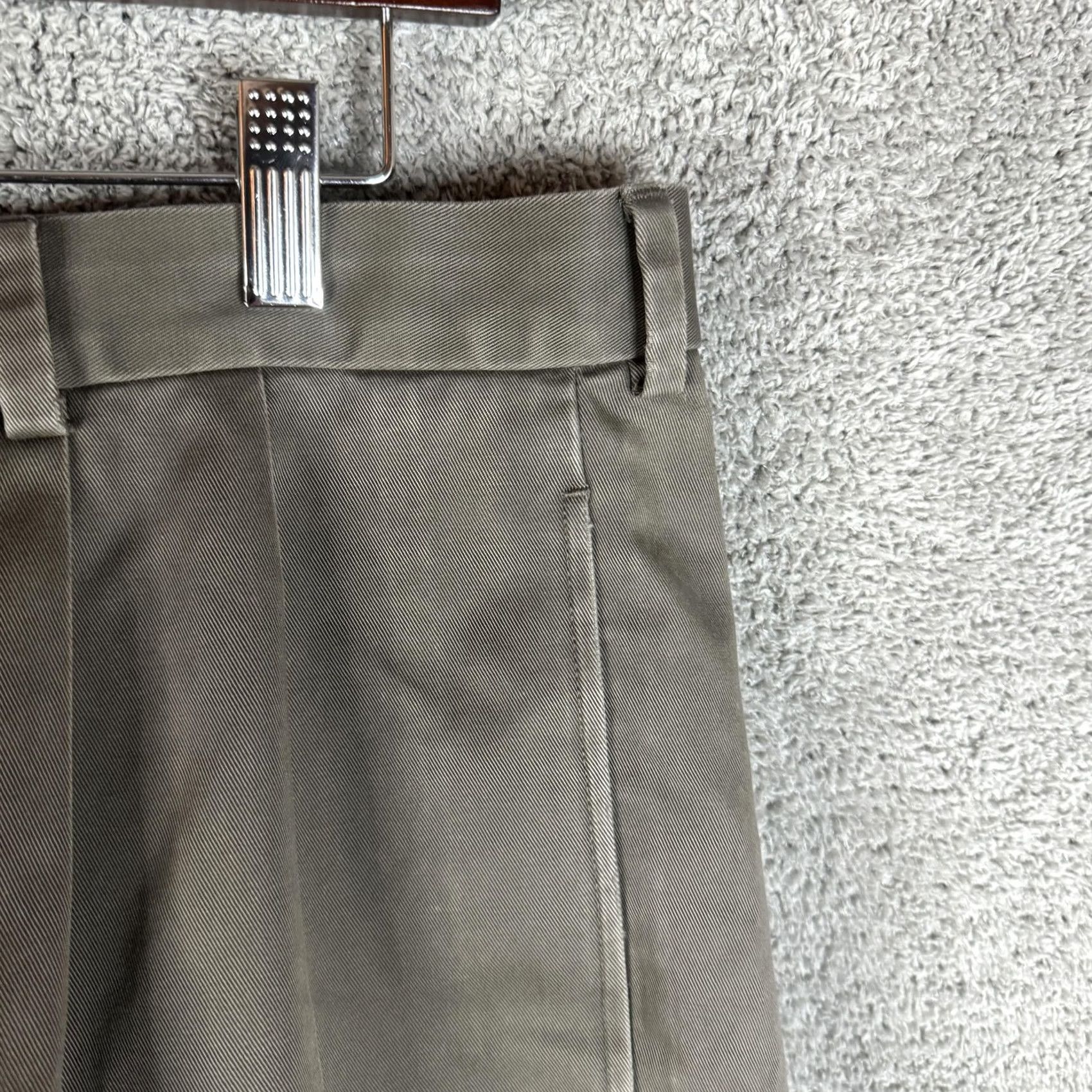 Brooks Brothers Brooks Brothers Advantage Chino Elliot Pants Mens 38x30 Khaki Pleated Cuffed Size US 38 / EU 54 - 3 Thumbnail