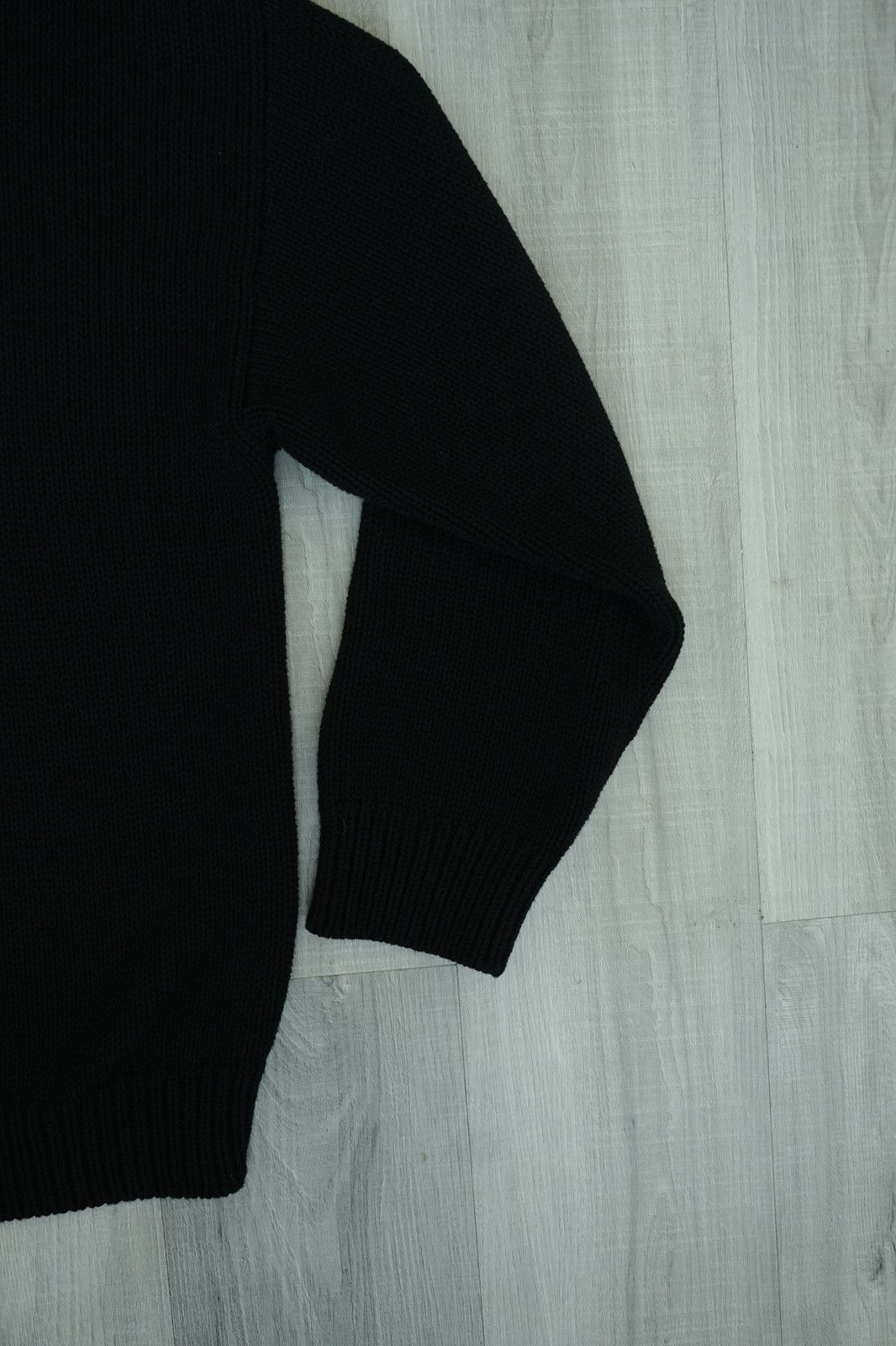 Balenciaga Balenciaga Oversized Crest Knit Sweater Size US S / EU 44-46 / 1 - 6 Thumbnail