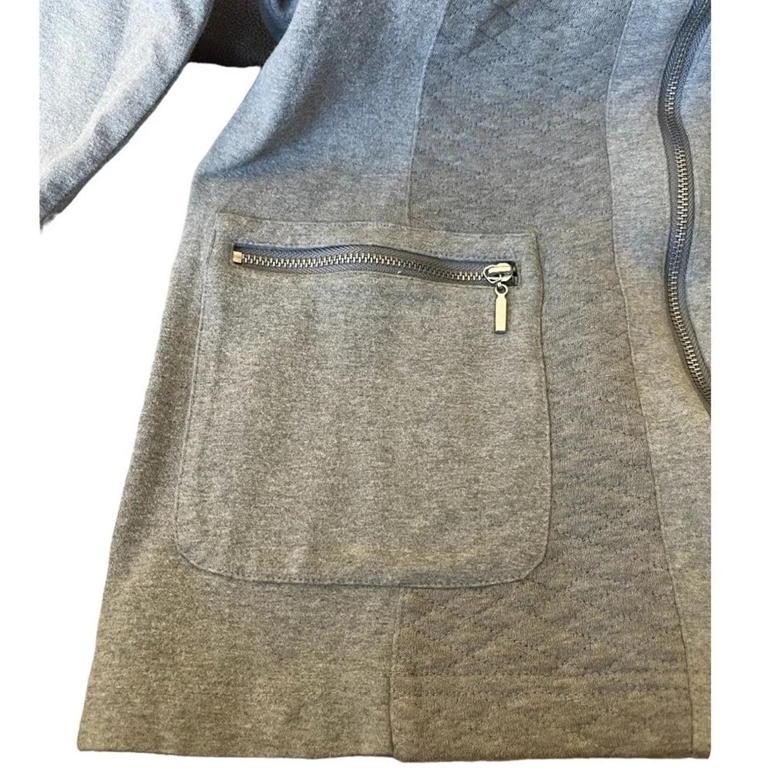 The Unbranded Brand Weekends by Chico’s jacket, size 1 (M/8). Size M / US 6-8 / IT 42-44 - 2 Thumbnail