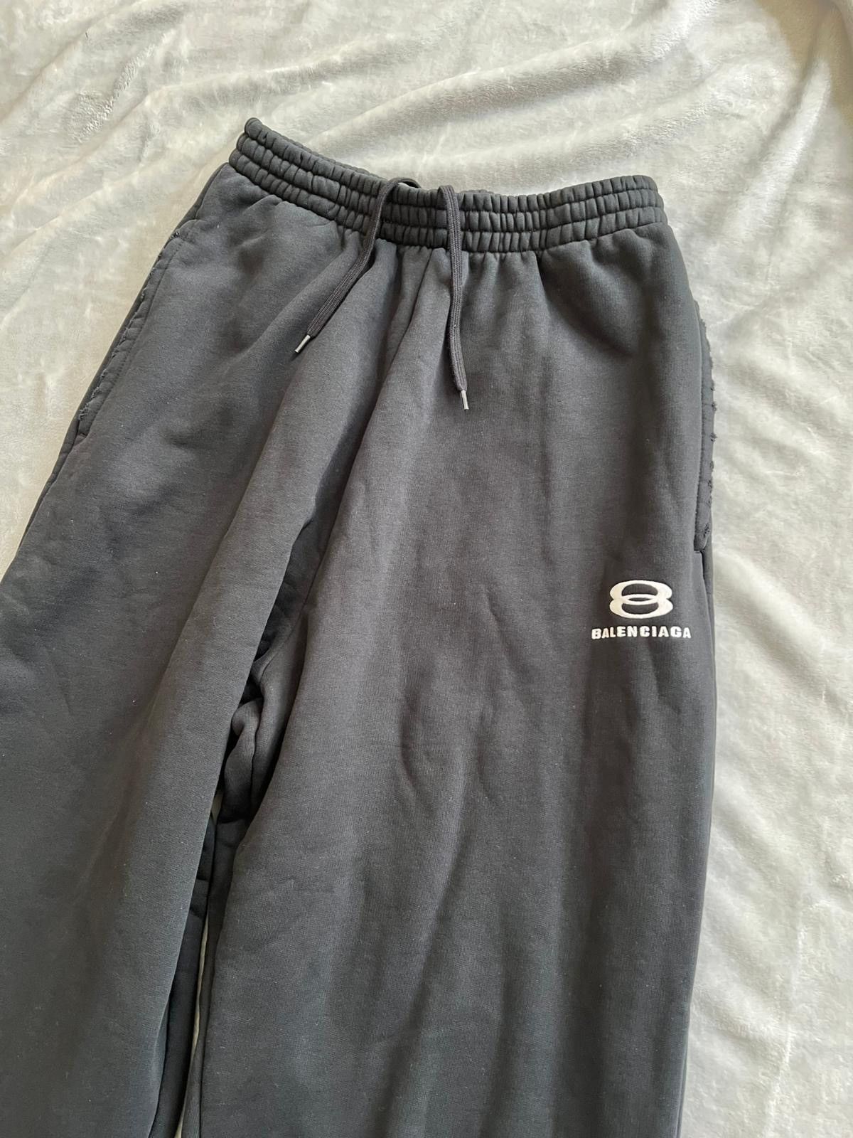 Balenciaga Balenciaga Unity Logo Sweatpants Size US 34 / EU 50 - 5 Thumbnail