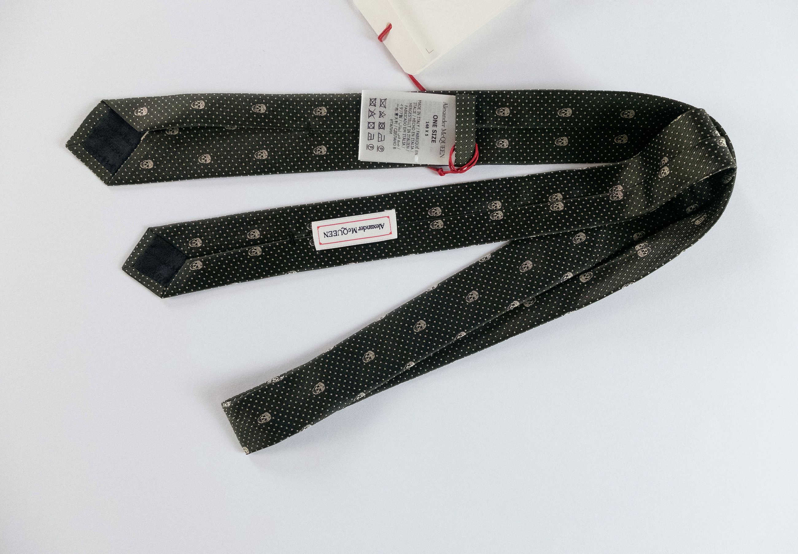 Alexander McQueen ALEXANDER MCQUEEN green skulls & polka dots skinny silk tie Size ONE SIZE - 4 Thumbnail