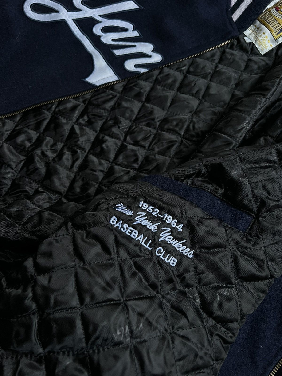 Cooperstown Collection Vintage Yankees wool bomber jacket Cooperstown collection Size US XXL / EU 58 / 5 - 7 Thumbnail