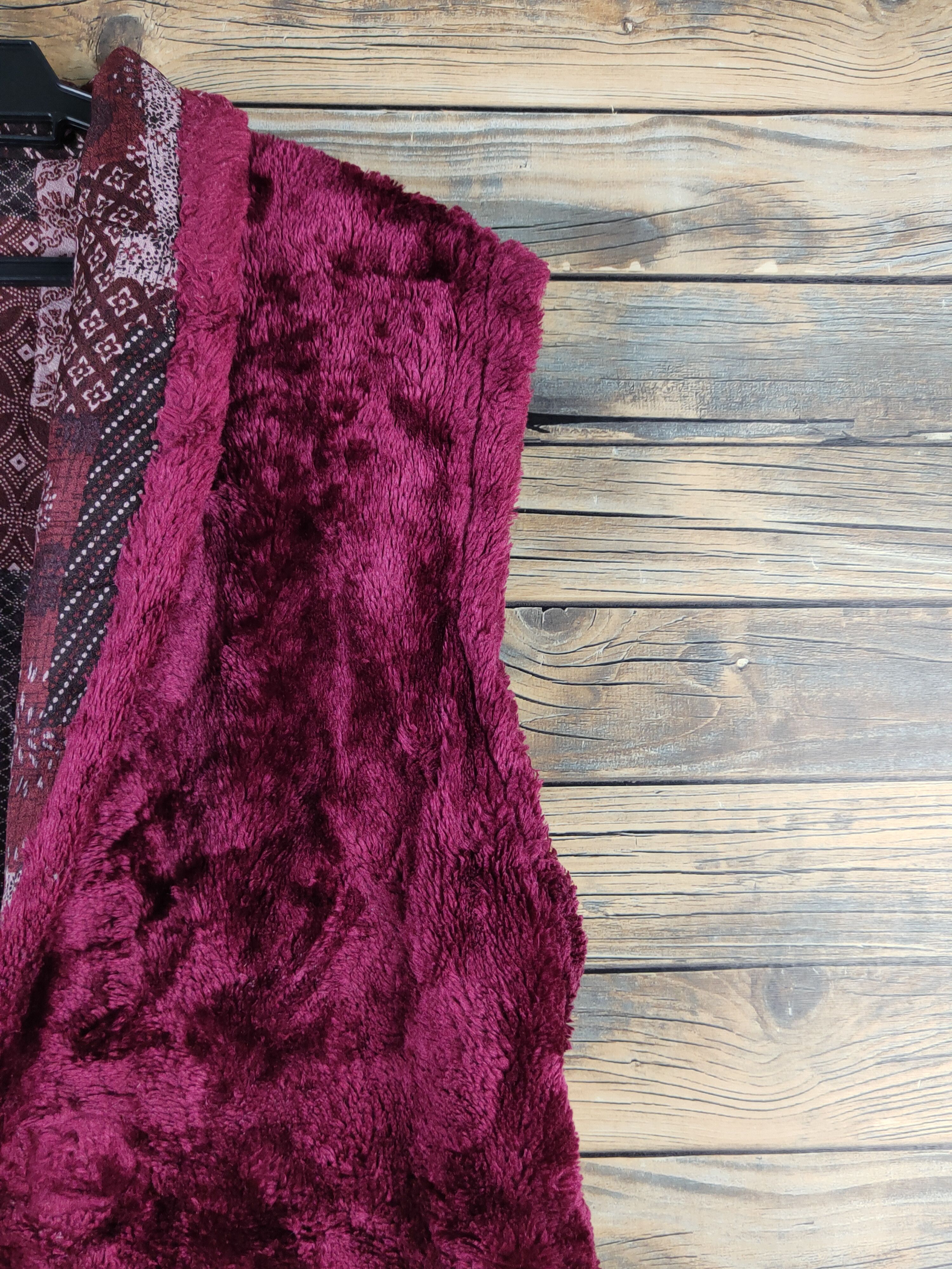 Japanese Brand Japanese Brand Maroon Fur Feux Knitwear Vests #W1938 Size US M / EU 48-50 / 2 - 6 Thumbnail