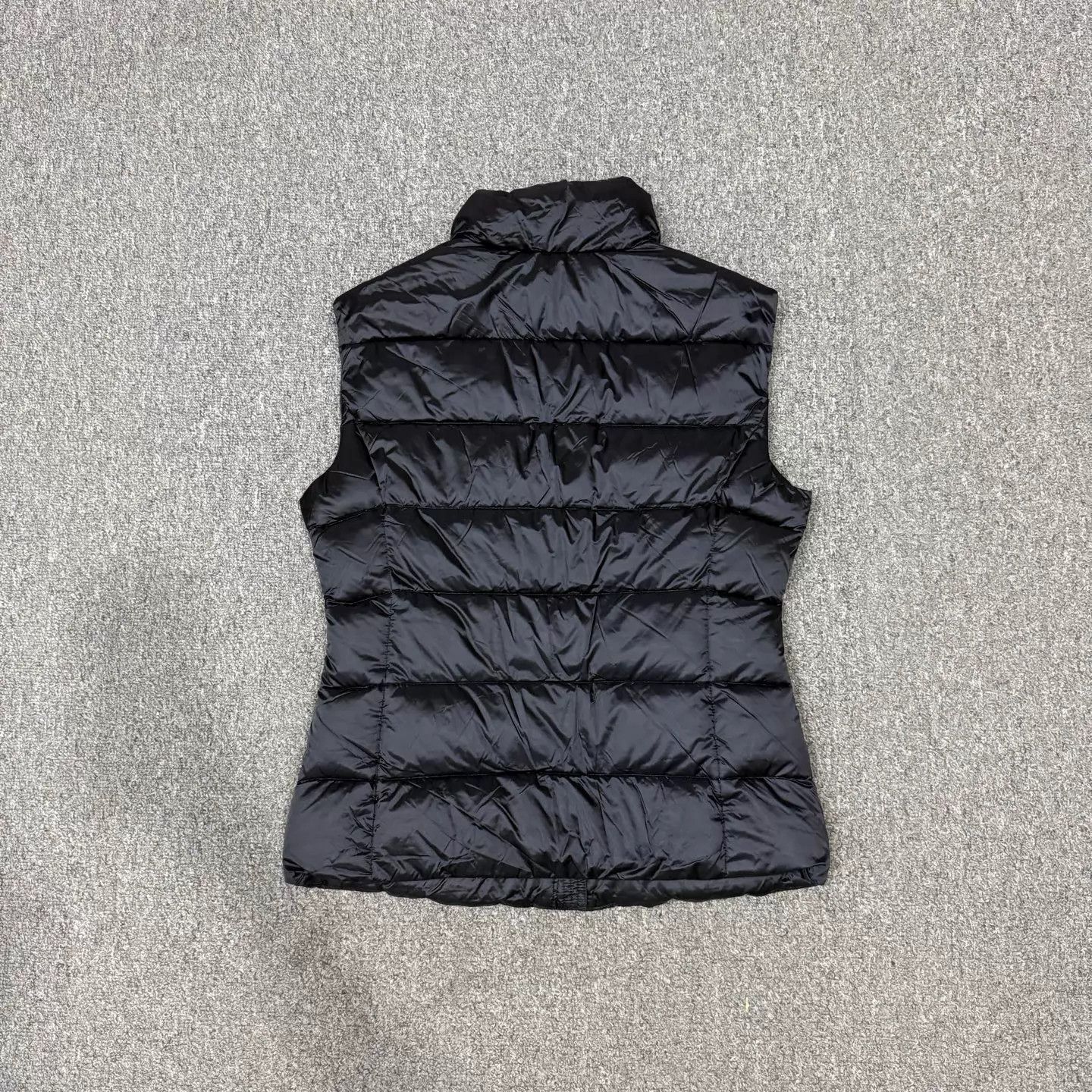Prada Prada Triangle Logo Black Down Vest 40 99 New Size S / US 4 / IT 40 - 2 Thumbnail