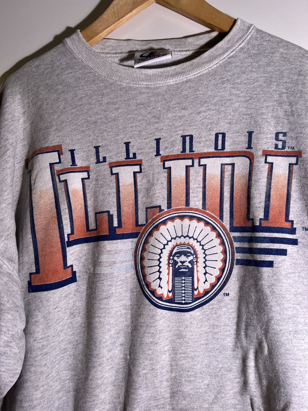 Vintage 90’s 2000’s Y2K VTG Vintage Illinois Illini Retro Sweatshirt Size US XL / EU 56 / 4 - 4 Thumbnail