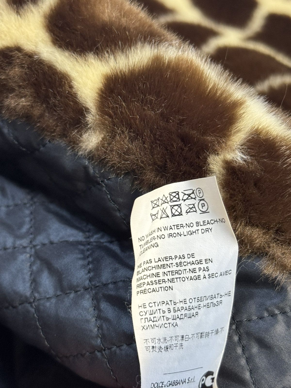 Dolce & Gabbana Dolce&Gabbana Giraffe Fur Coat Jacket Size US M / EU 48-50 / 2 - 10 Thumbnail
