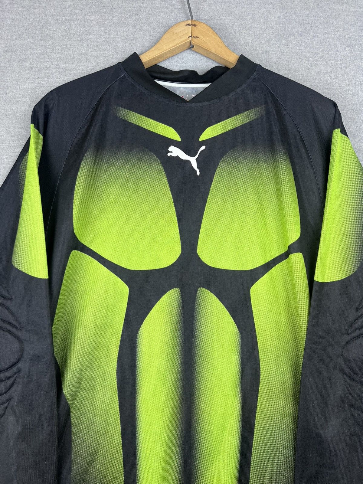Puma VINTAGE PUMA GOALKEEPER FOOTBALL SHIRT JERSEY SIZE Large L Size US L / EU 52-54 / 3 - 1 Thumbnail