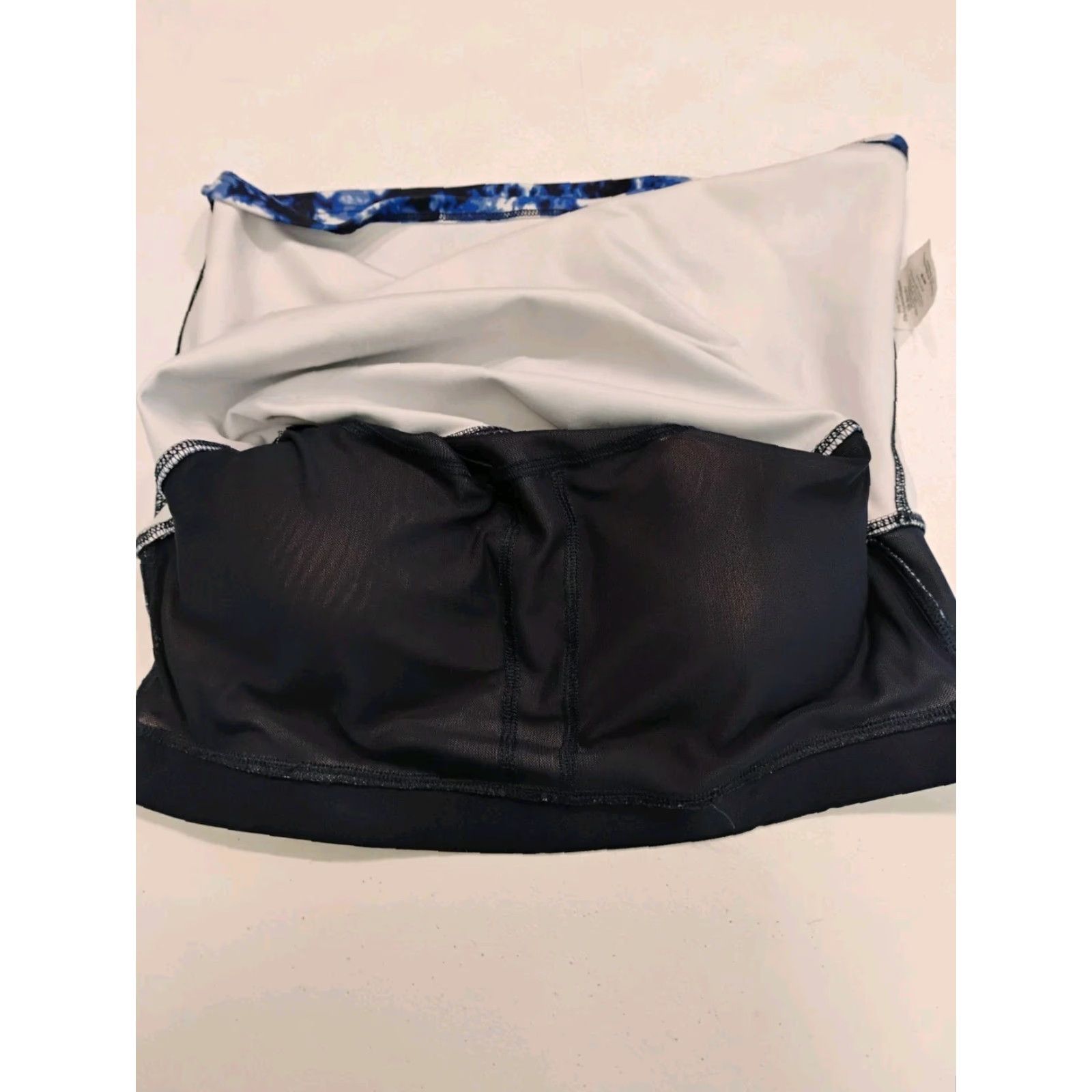 Nautica Nautica Competition Sport Bra Athletic Top Tie Dye Crop Tank Size Medium Blue Women Built-In Bra Athletic Crop Tank Shirt Size M / US 6-8 / IT 42-44 - 4 Thumbnail