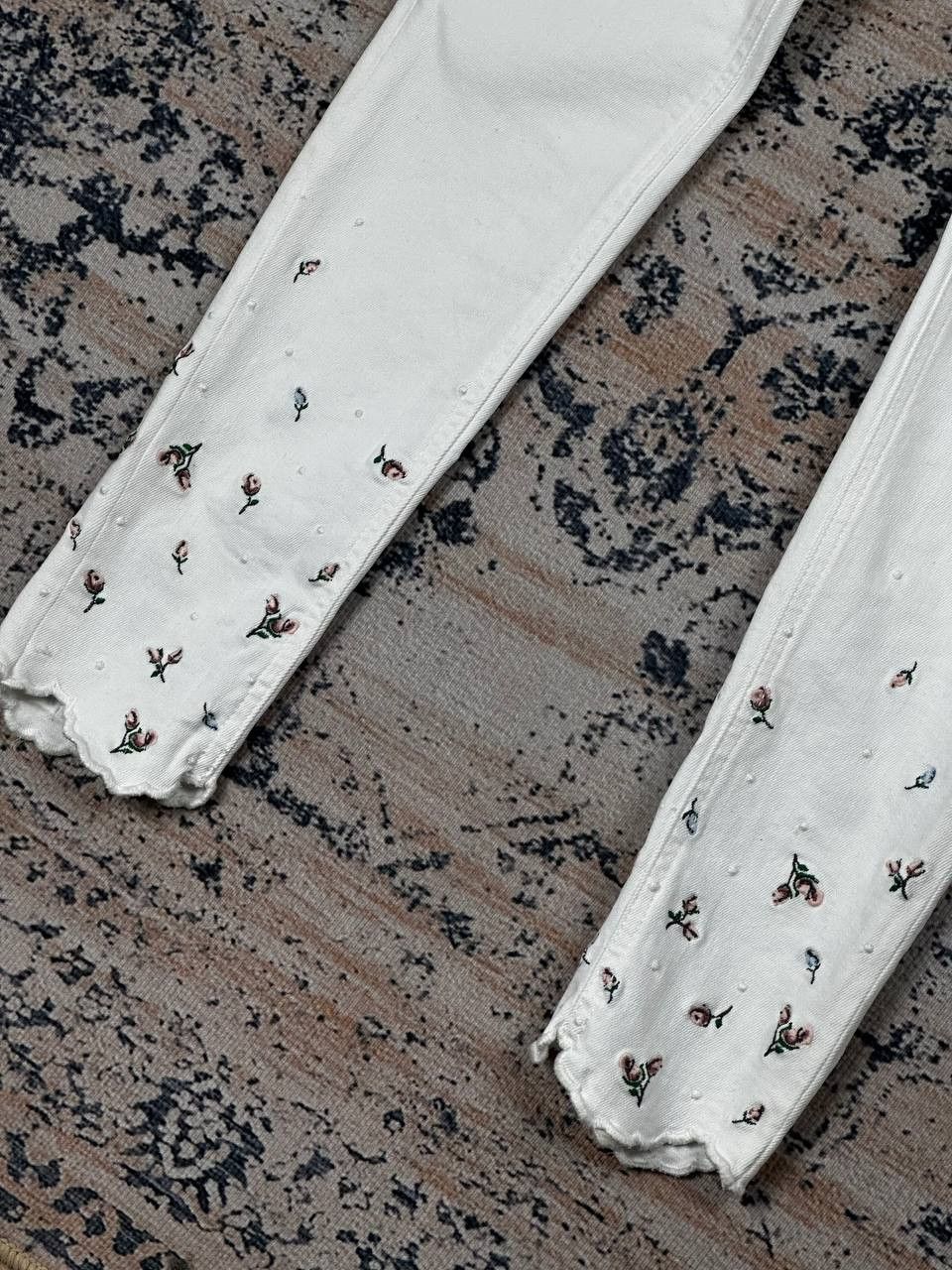 Polo Ralph Lauren Vintage Ralph Lauren White Rare Embroedered Jeans Size 27" / US 4 / IT 40 - 4 Thumbnail