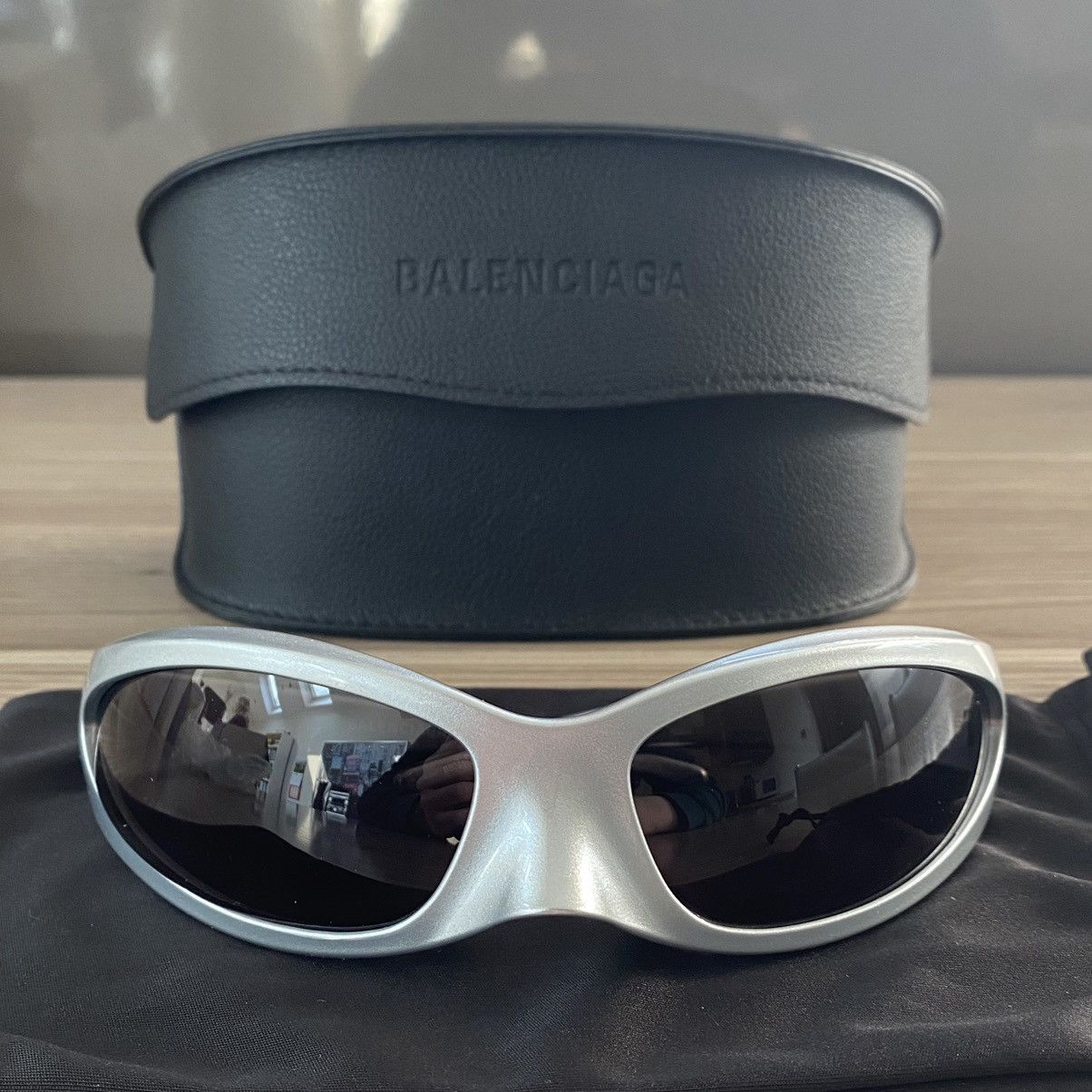 Balenciaga Winter 22 Skin Cat Sunglasses Silver NIB (OS) Size ONE SIZE - 5 Thumbnail