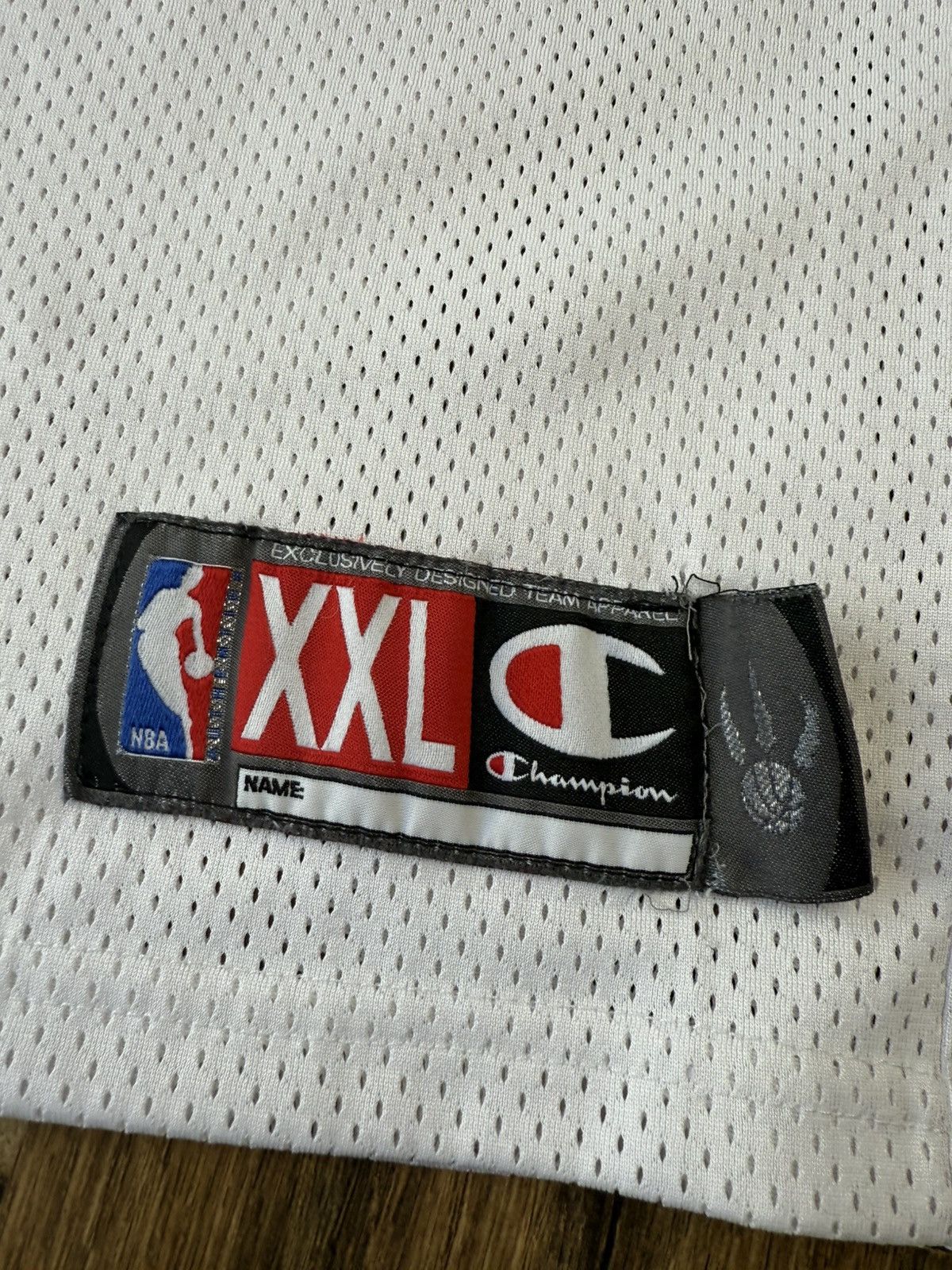 Champion Vintage NBA Jersey Vince Carter #15 Raptors by Champion XXL Size US XXL / EU 58 / 5 - 7 Thumbnail