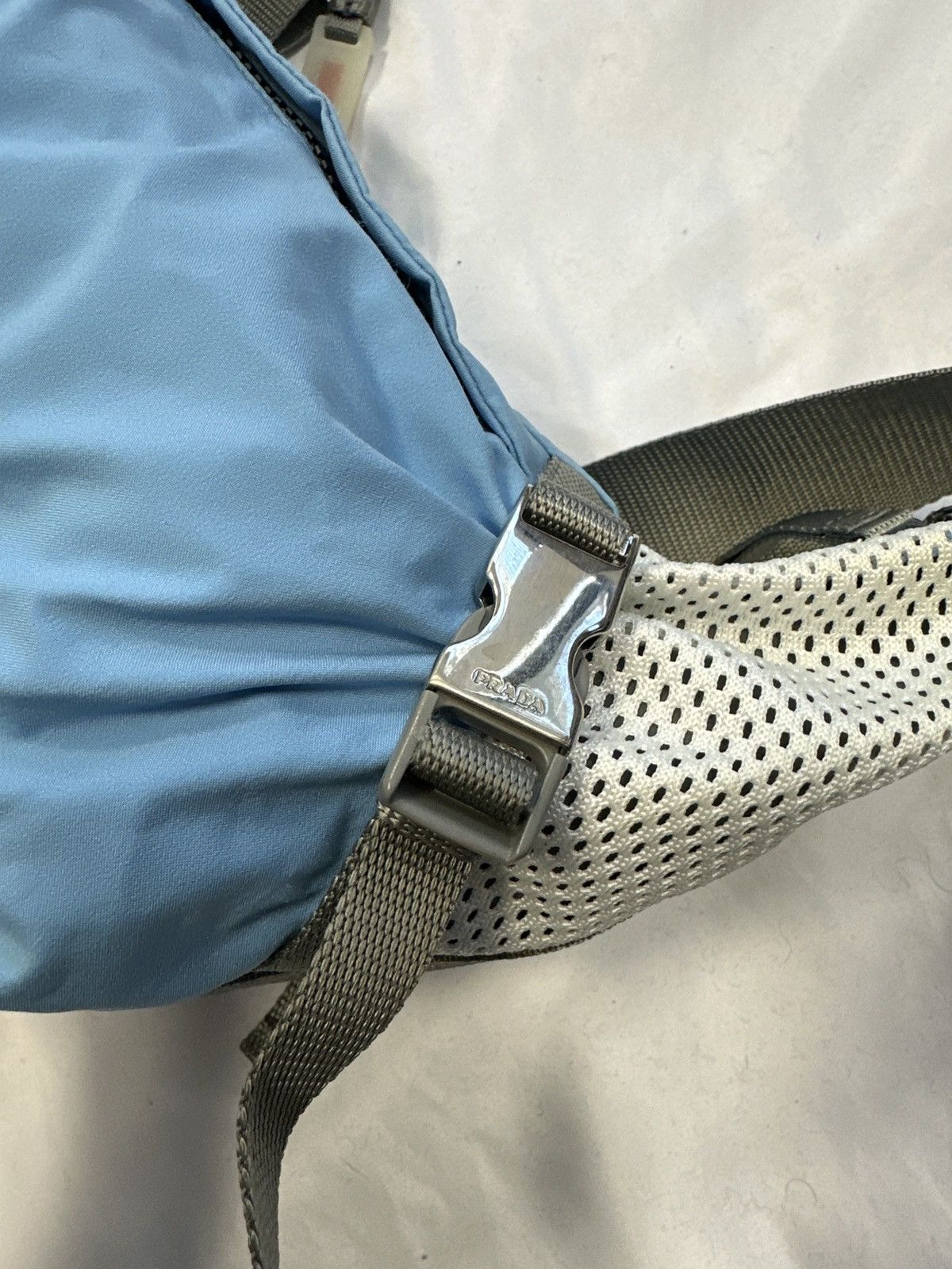 Prada Prada Sport 00´s Mesh Sky Blue Sling Bag Size ONE SIZE - 11 Thumbnail