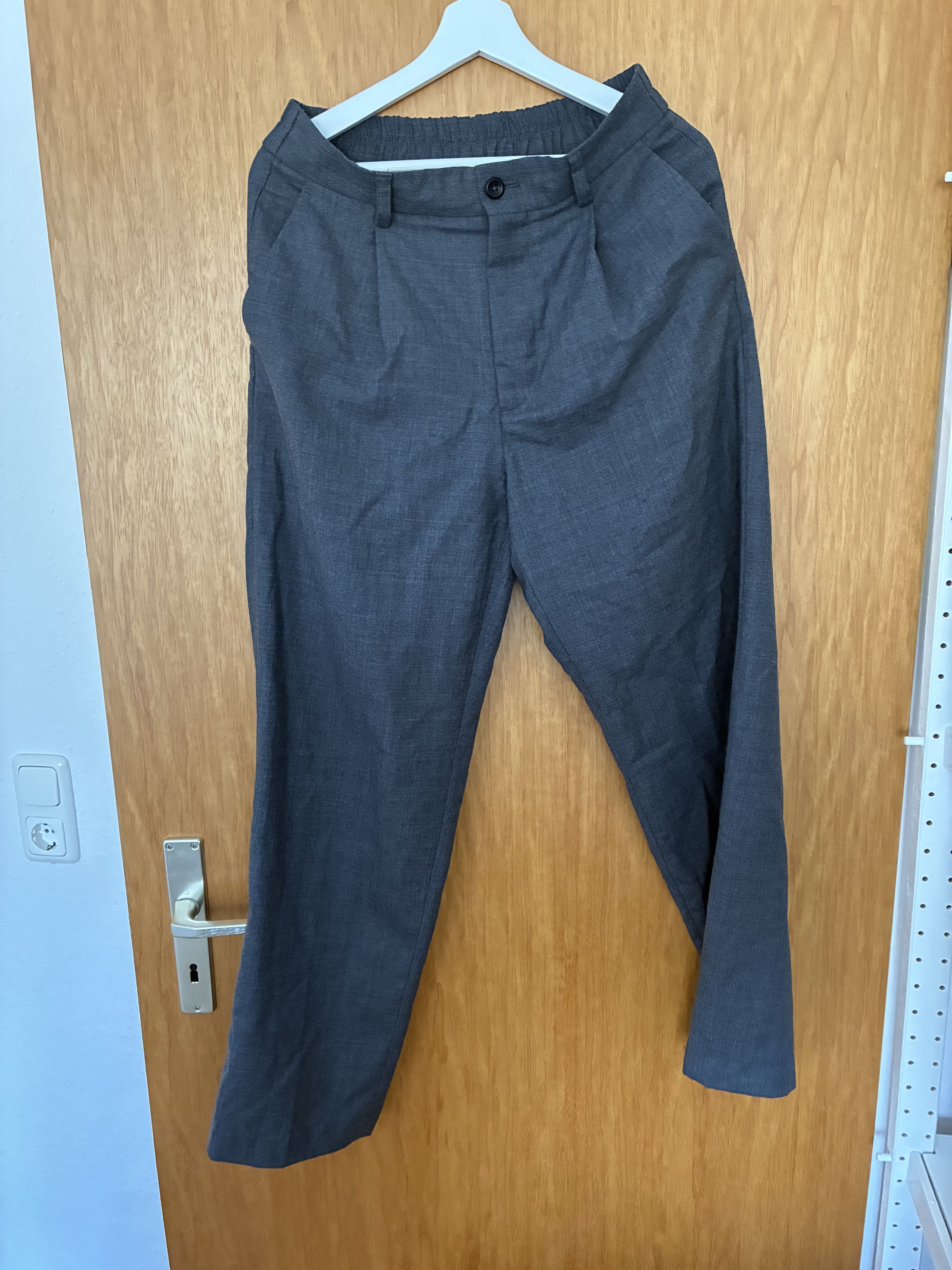 Massimo Dutti Relaxed fit trousers in cool wool Size US 30 / EU 46 - 1 Thumbnail