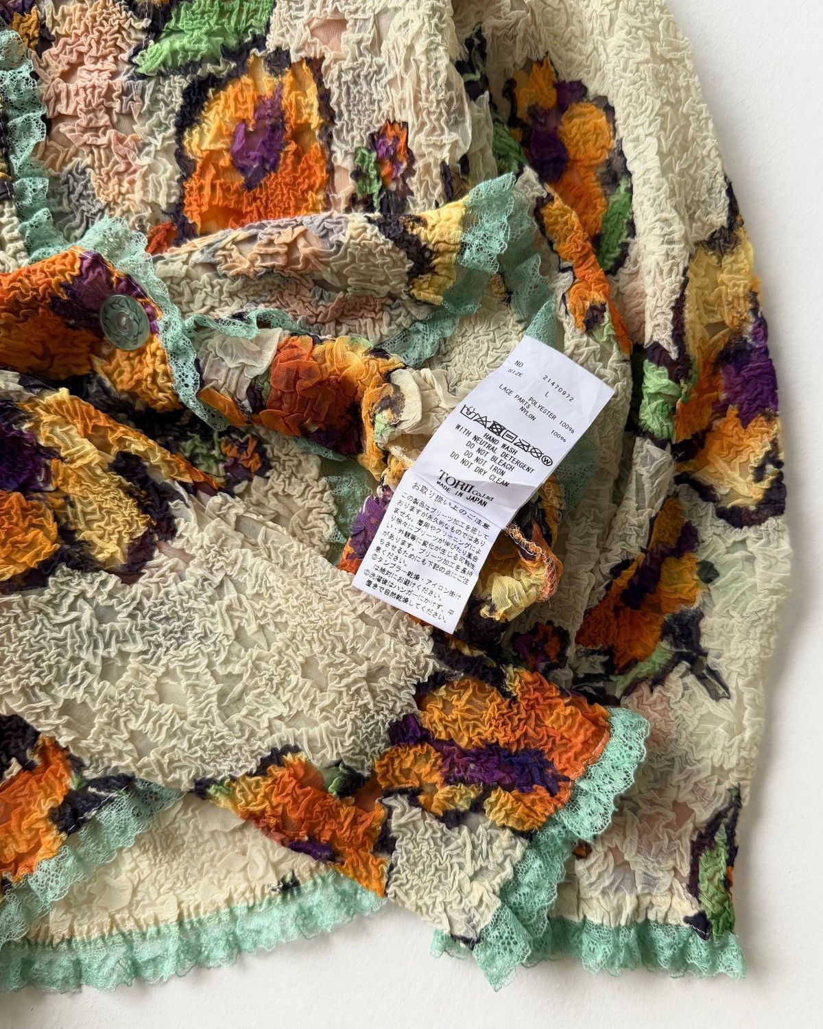 Japanese Brand YUKI TORii WRINKLED PLEATS FLORAL SHIRT Size L / US 10 / IT 46 - 8 Thumbnail
