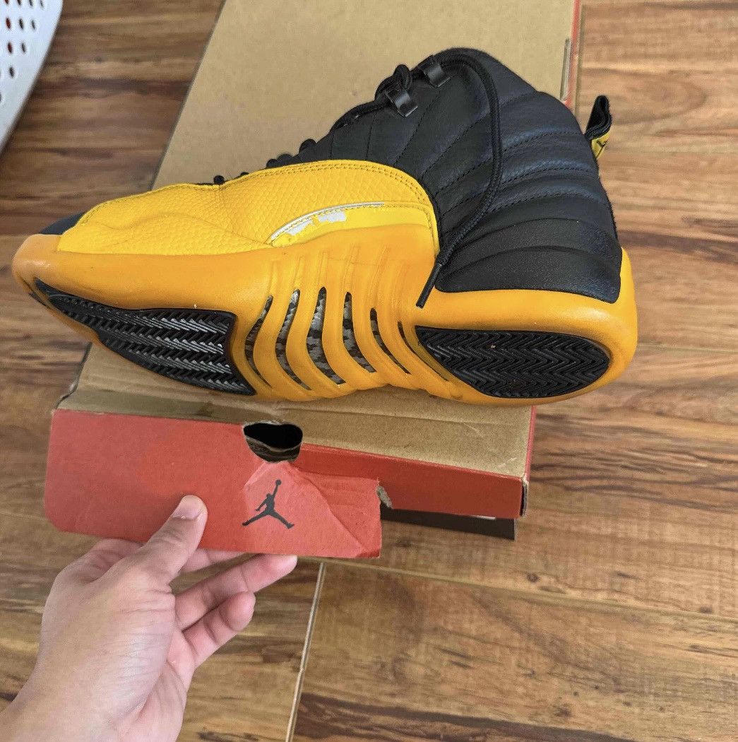 Jordan Brand Jordan 12 Retro black yellow basketball shoes Size 7 Size US 7 / EU 40 - 7 Thumbnail