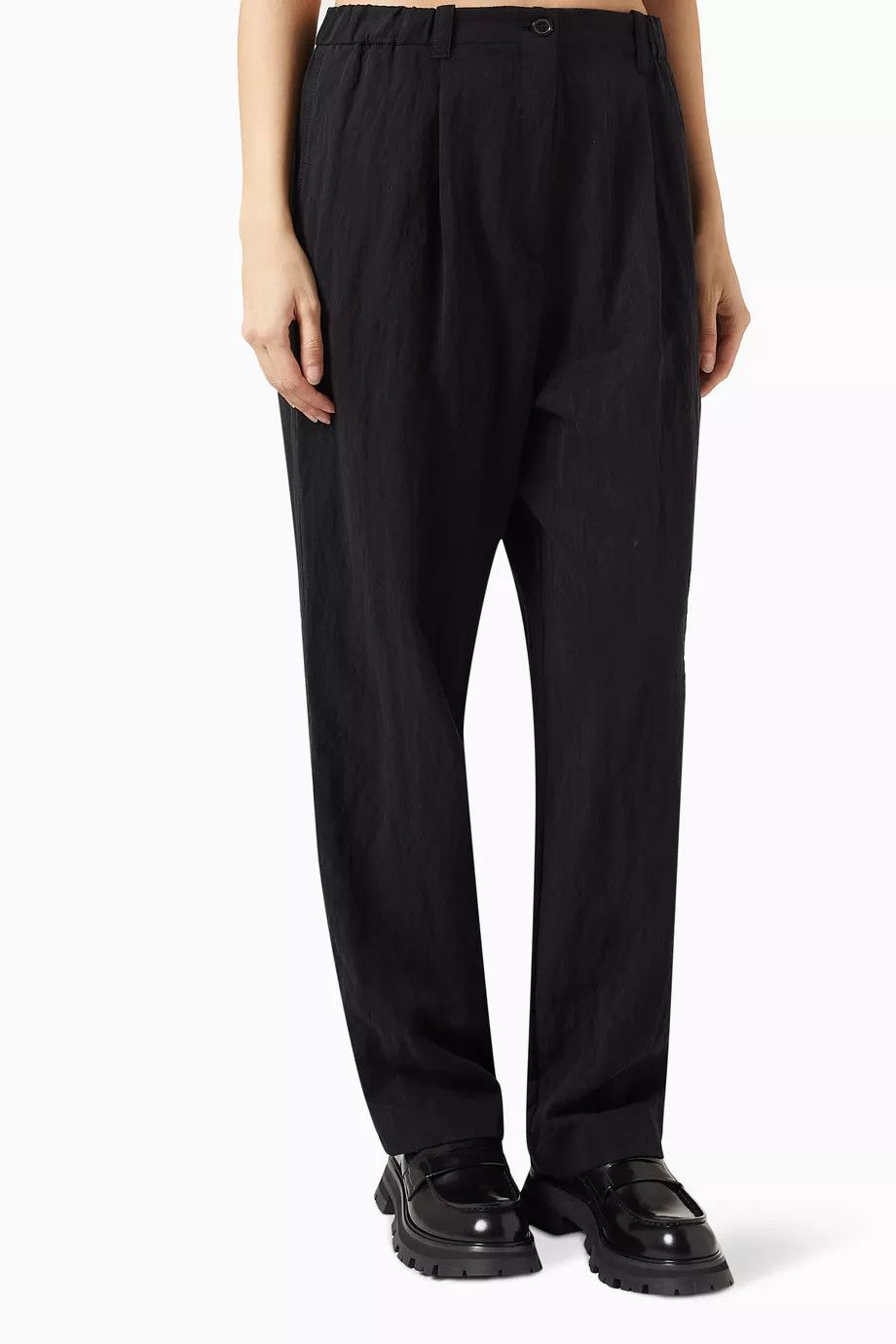o1y1025 Casual Pant in Black