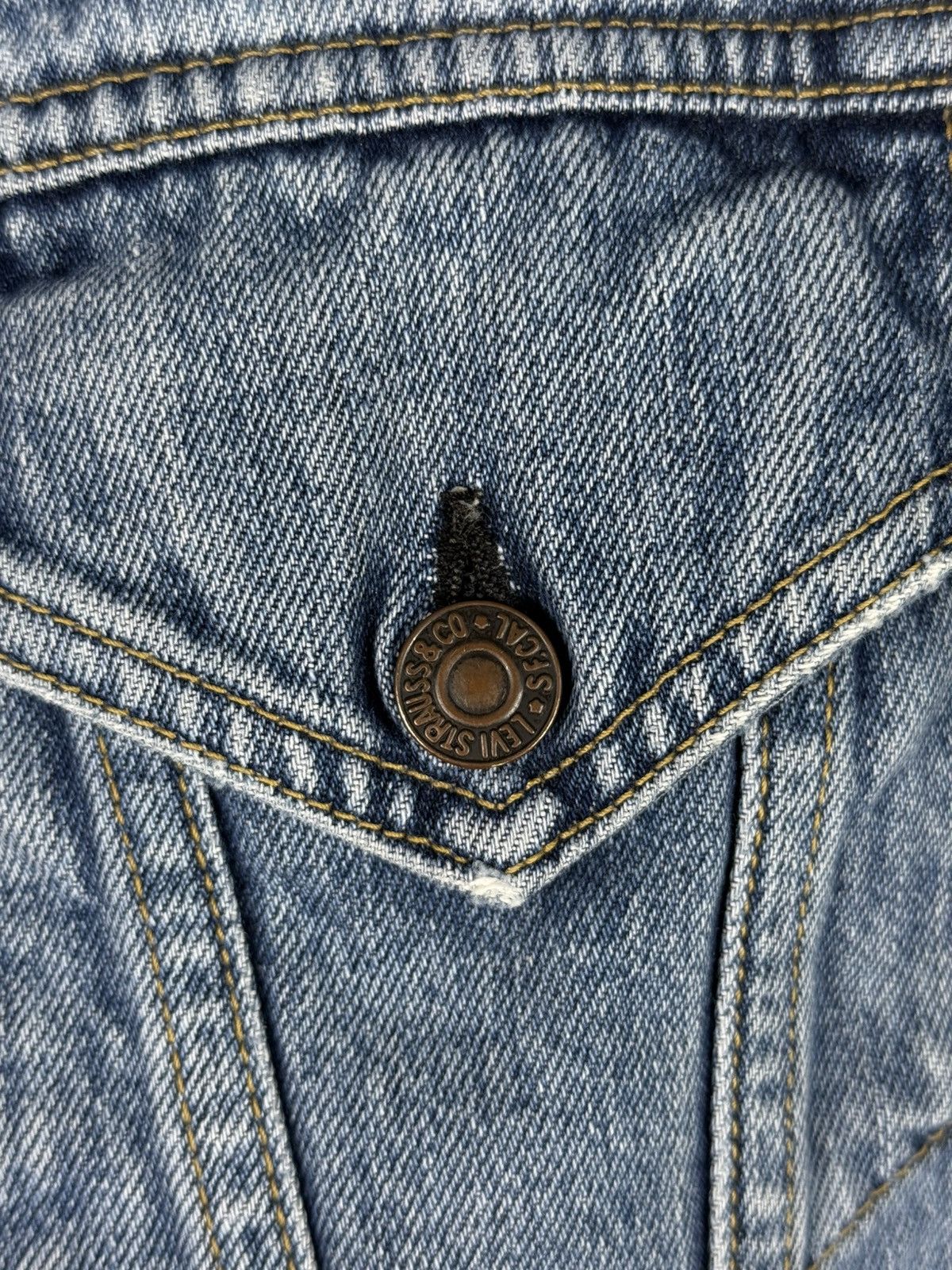 Levi's Vintage Clothing Rare Levi’s Japan 77557-0208 Big E Vintage Denim Jacket Size US XS / EU 42 / 0 - 5 Thumbnail