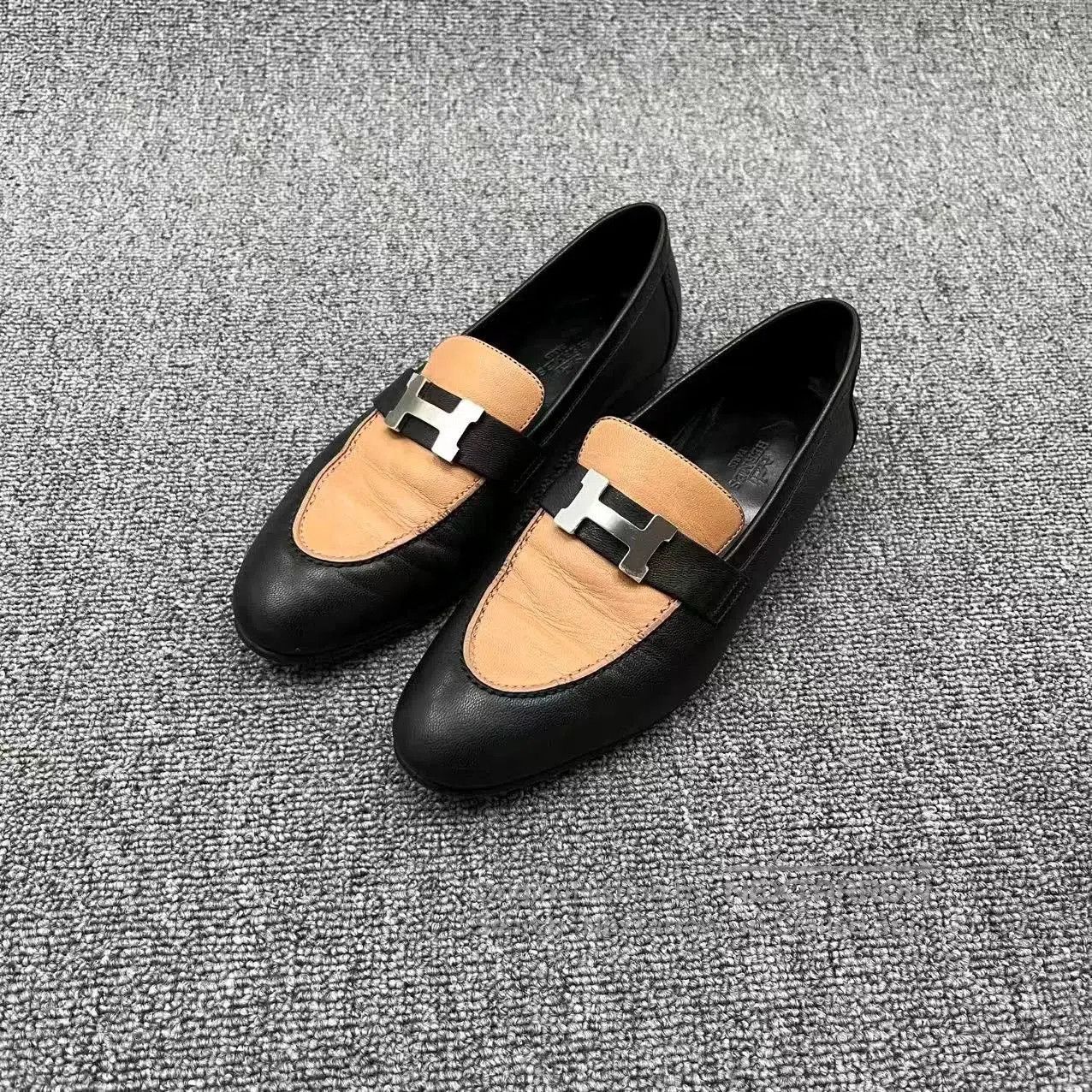 Hermes Hermes Pairs Classic H Logo Loafers. Size US 6 / IT 36 - 1 Thumbnail