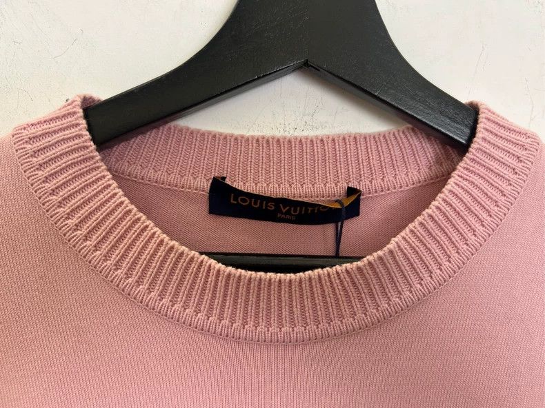 Louis Vuitton Louis Vuitton Pink pin short sleeve Size US L / EU 52-54 / 3 - 5 Thumbnail